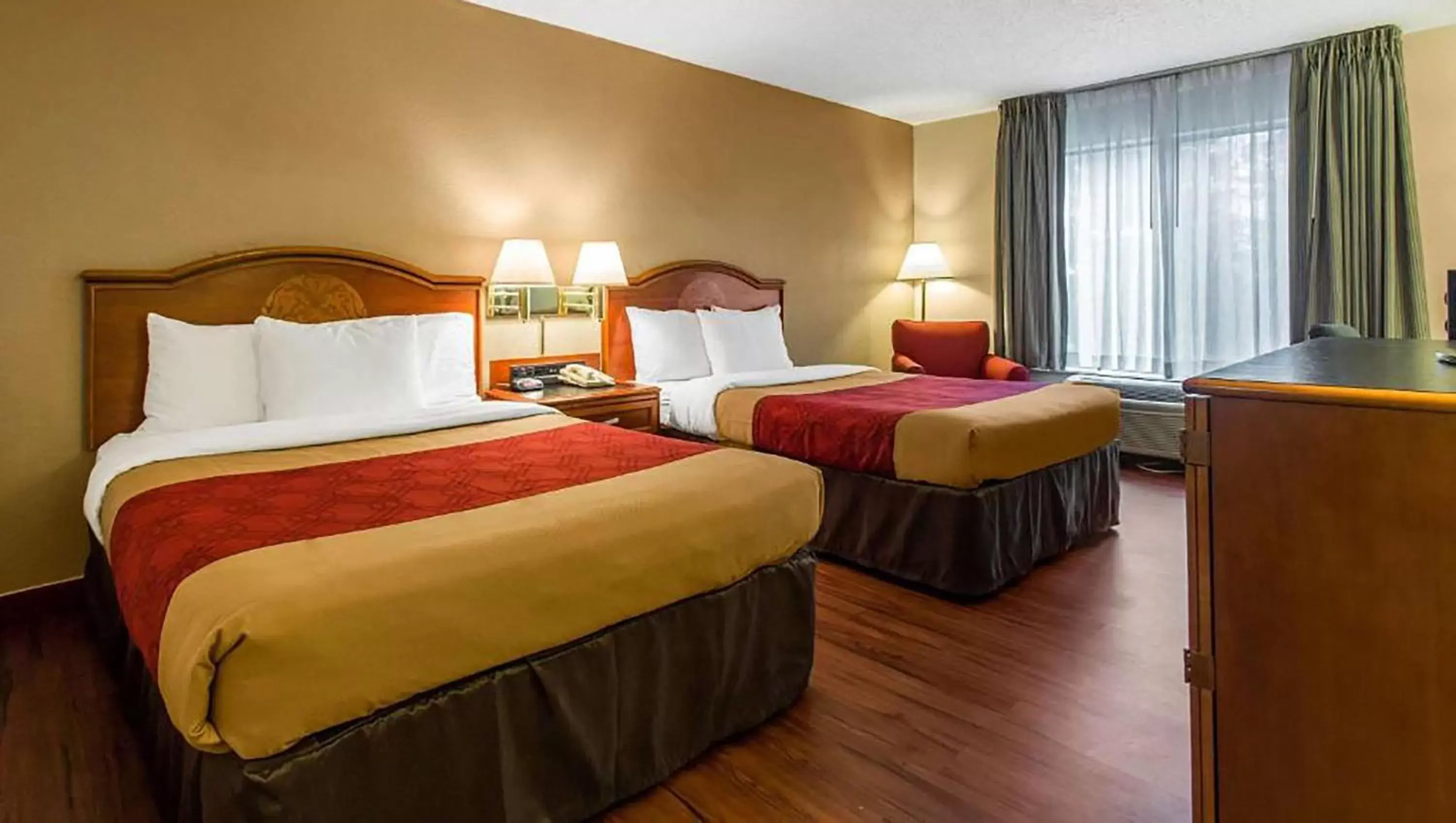 Photo of the whole room, Bed in Studios & Suites 4 Less Charlotte Photo of the whole room, Bed in Studios & Suites 4 Less Charlotte
