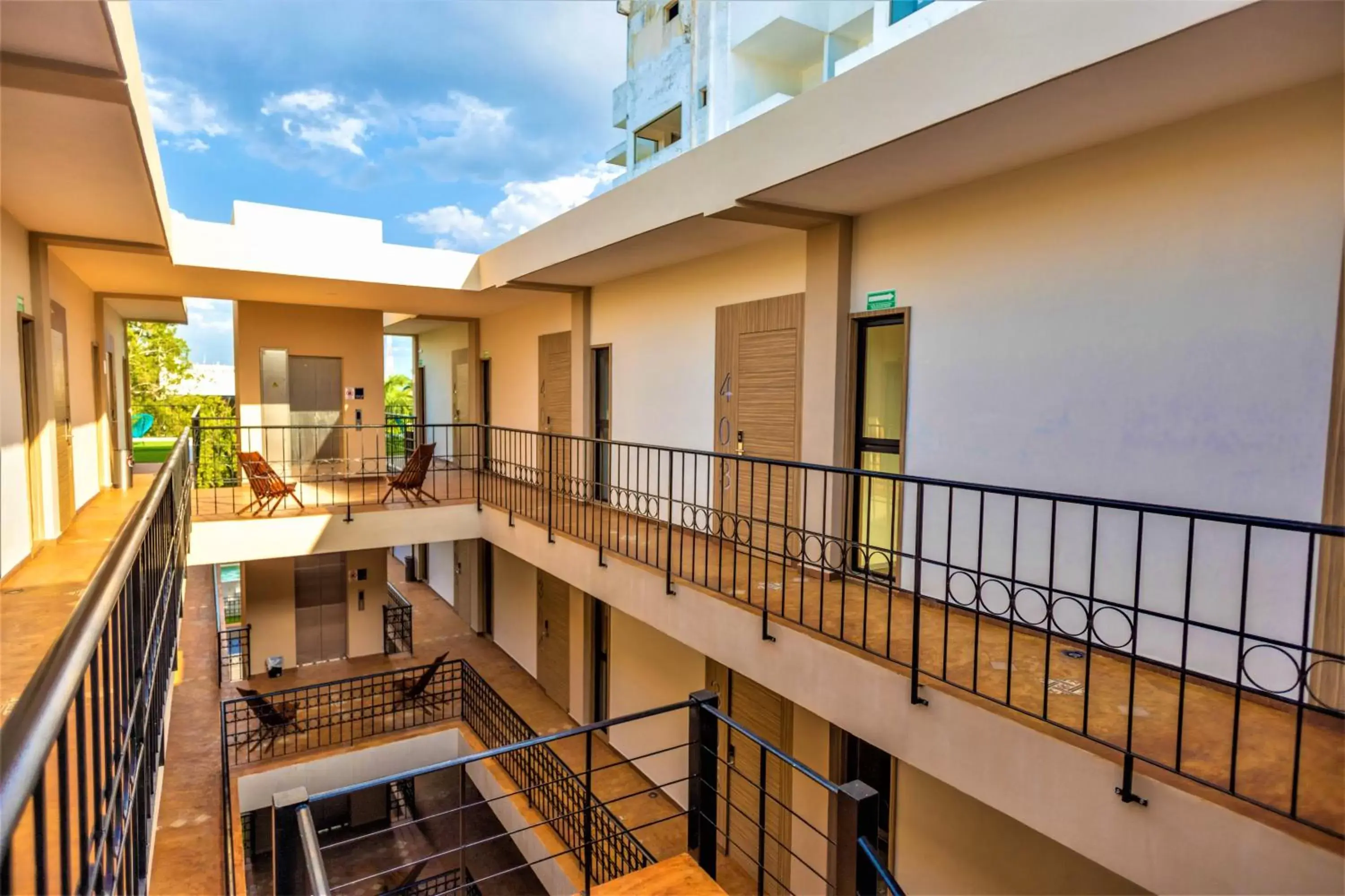 Property building, Balcony/Terrace in Hotel Plaza by Kavia