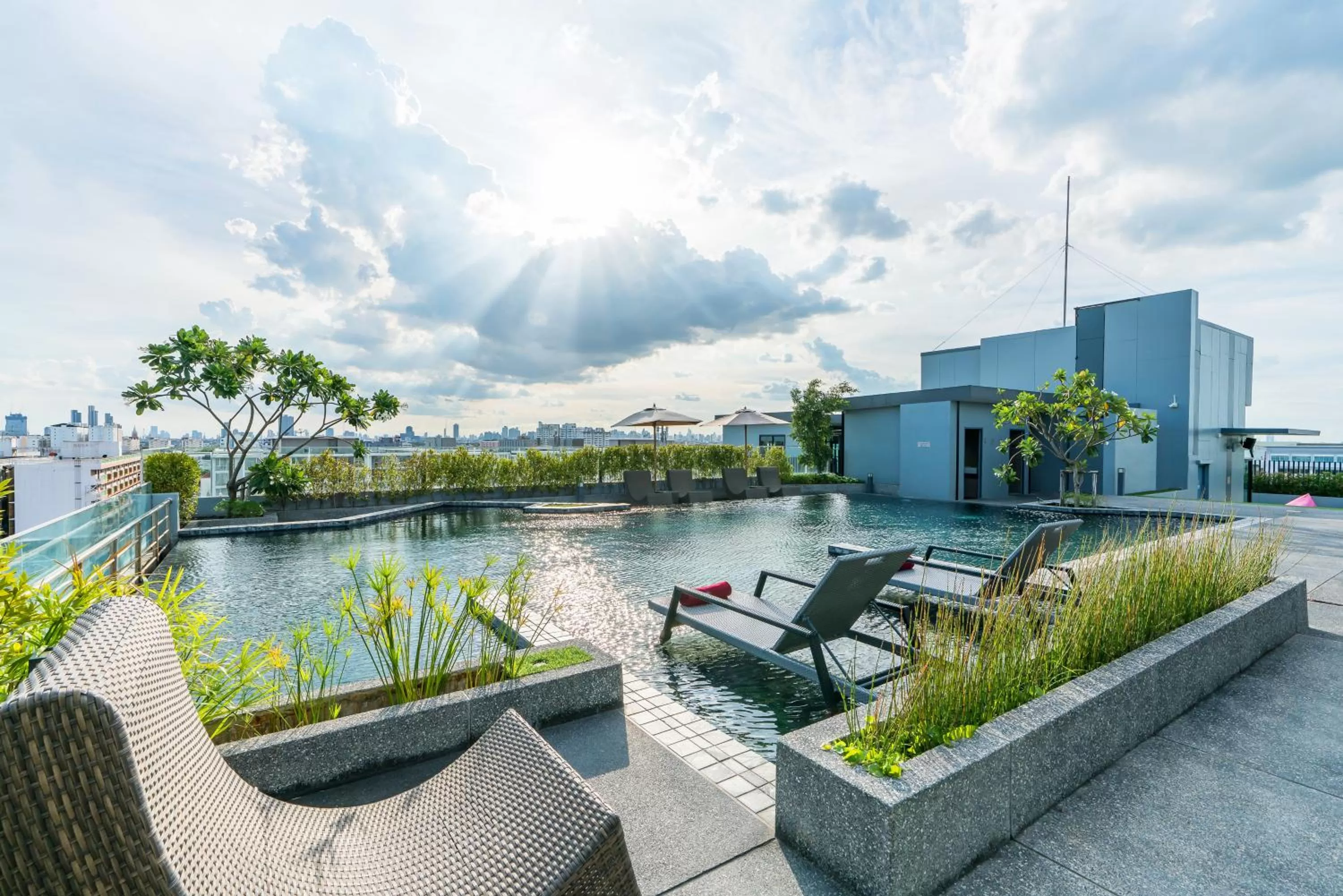 Swimming pool in De Botan Srinakarin Hotel & Residence