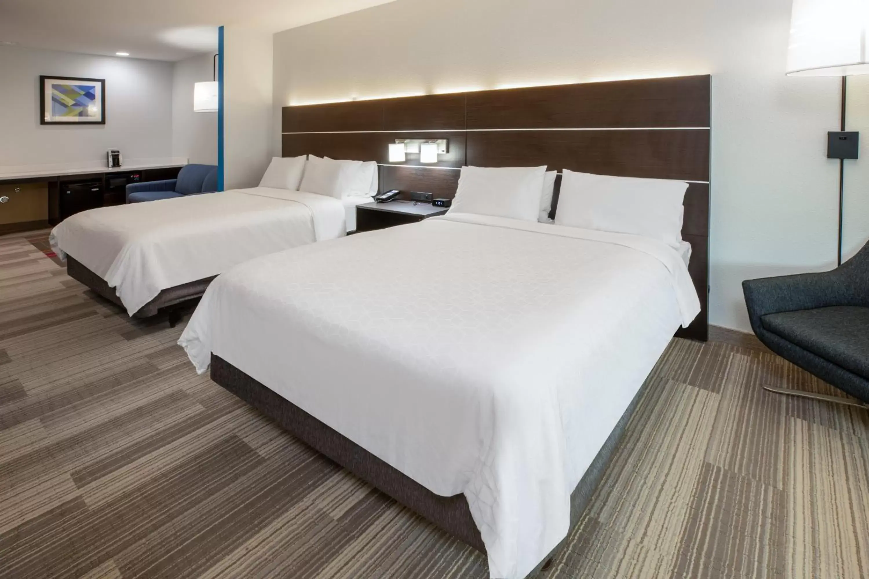 Deluxe Queen Suite - Non-Smoking in Holiday Inn Express & Suites Rockport - Bay View, an IHG Hotel Deluxe Queen Suite - Non-Smoking in Holiday Inn Express & Suites Rockport - Bay View, an IHG Hotel