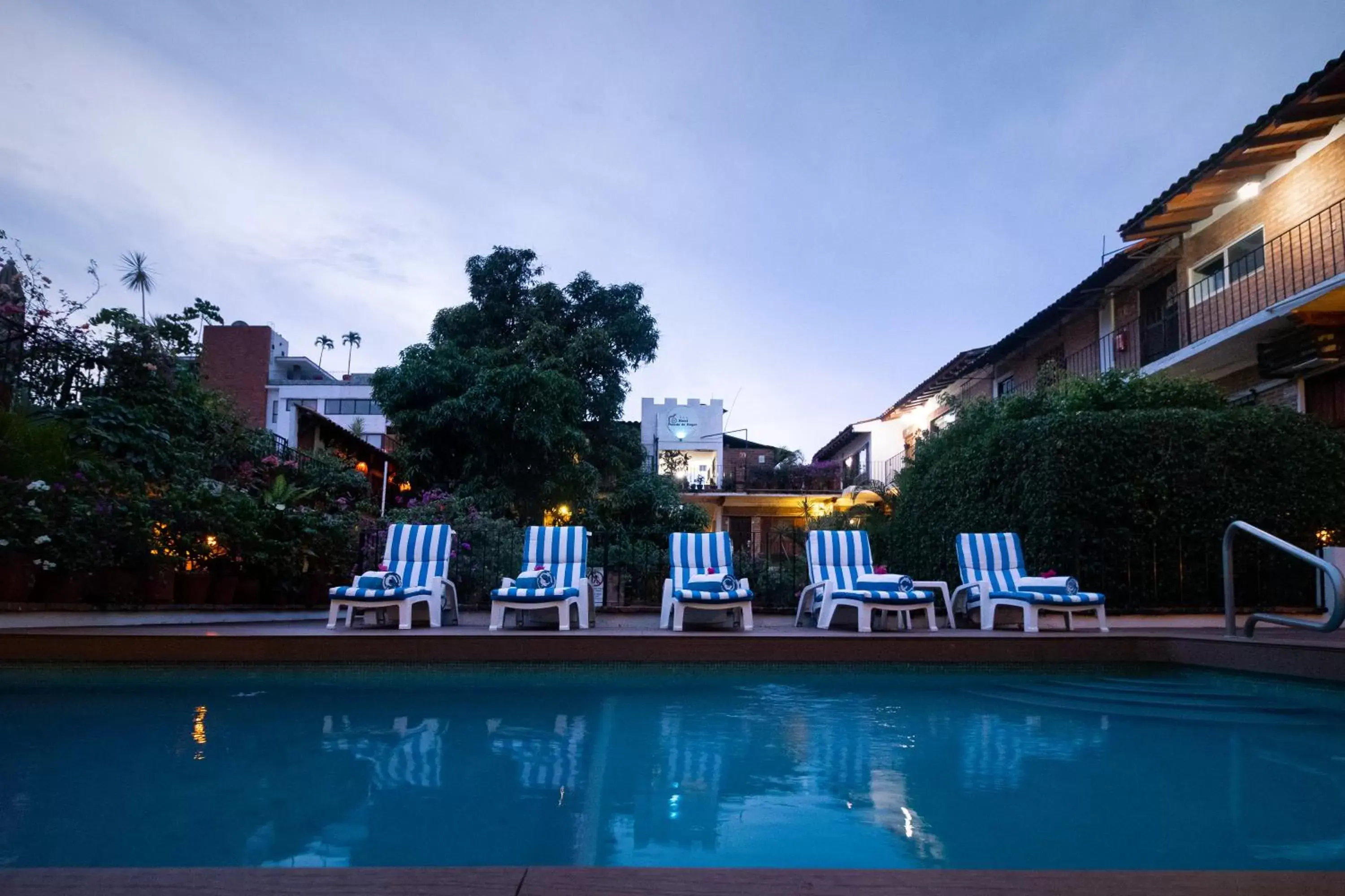 Swimming Pool in Hotel Posada De Roger