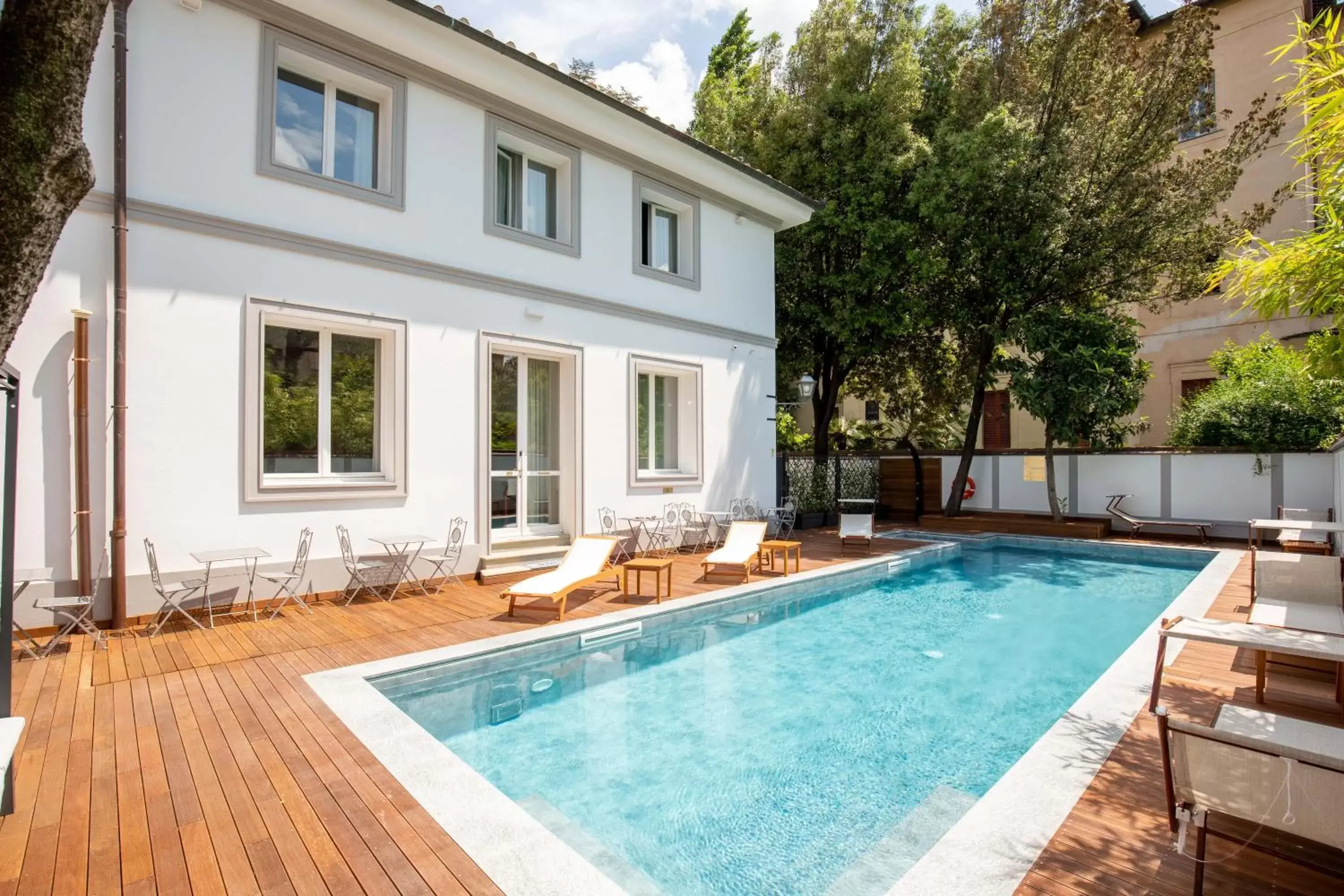 Swimming Pool in Villa Tortorelli