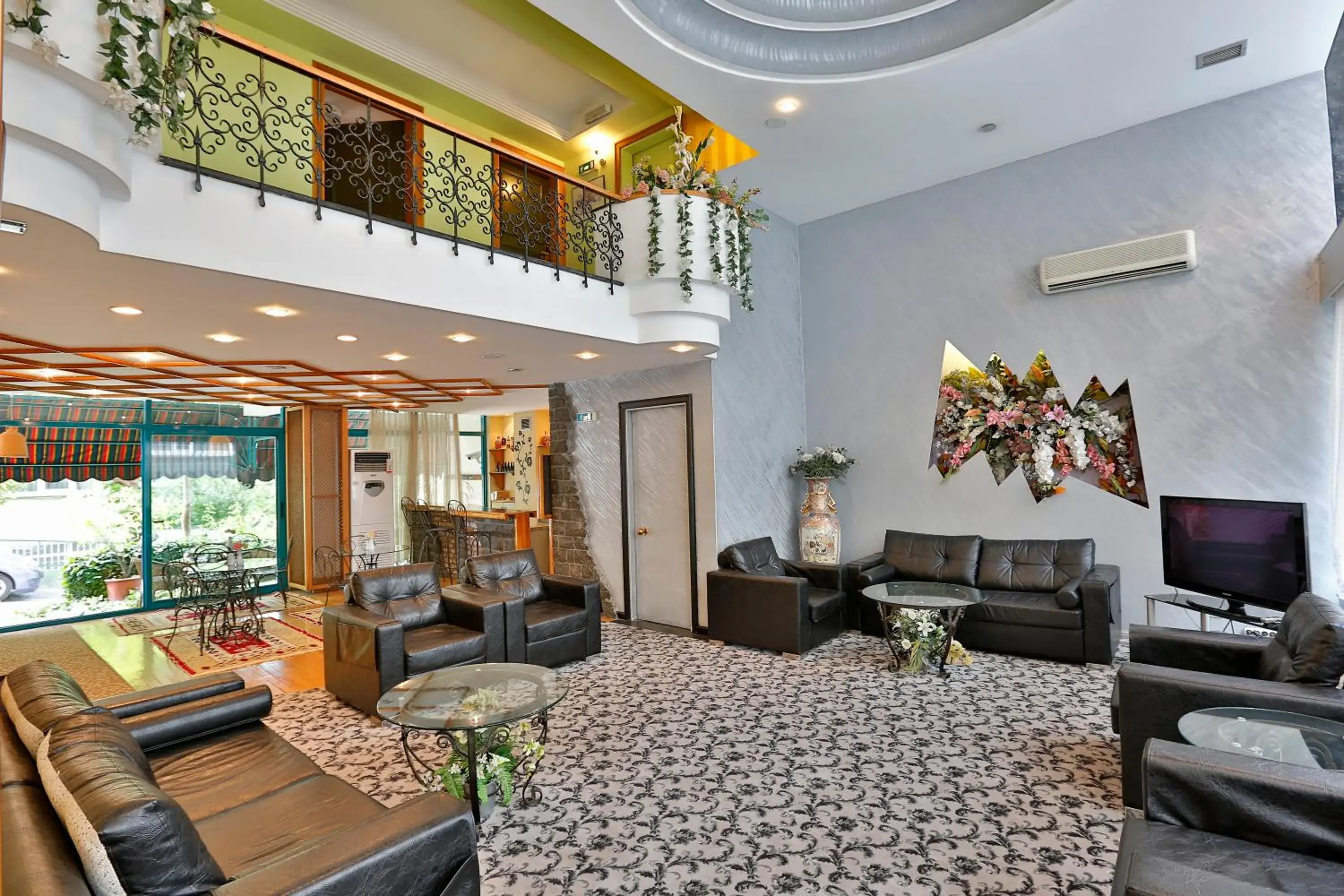 Lounge or bar, Lobby/Reception in Sidonya Hotel