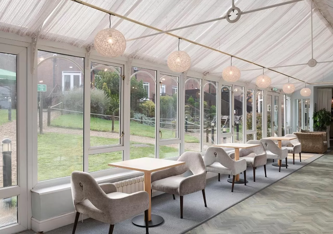 Lounge or bar in Hogs Back Hotel & Spa Nr Farnham