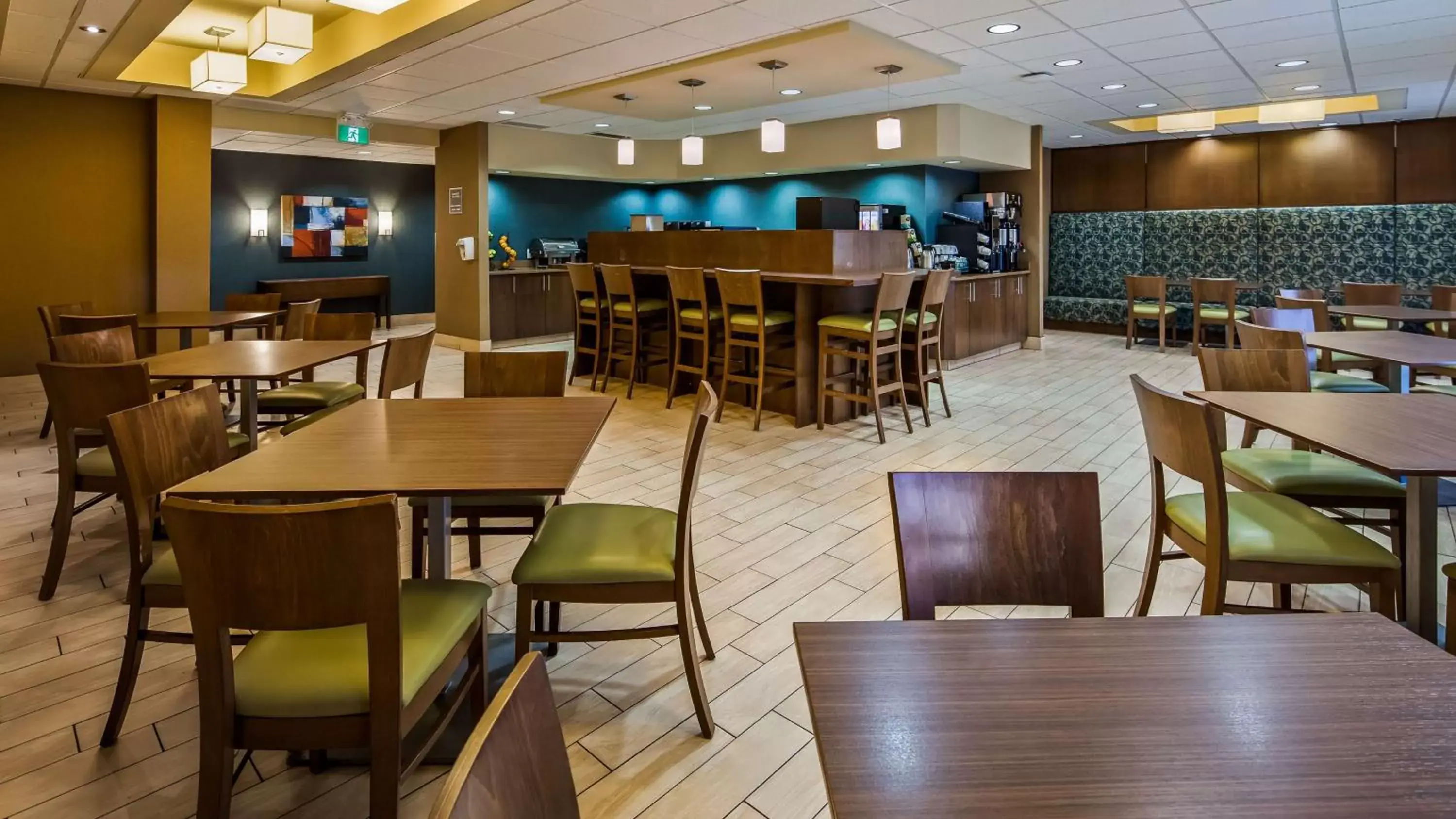 Restaurant/Places to Eat in Best Western Plus Winnipeg West