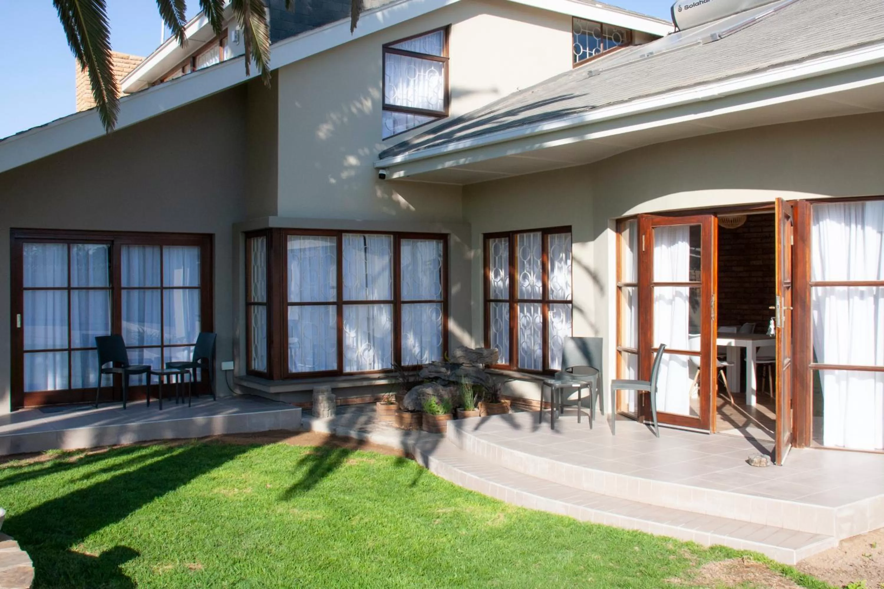 Patio, Swimming Pool in Kramersdorf Guesthouse