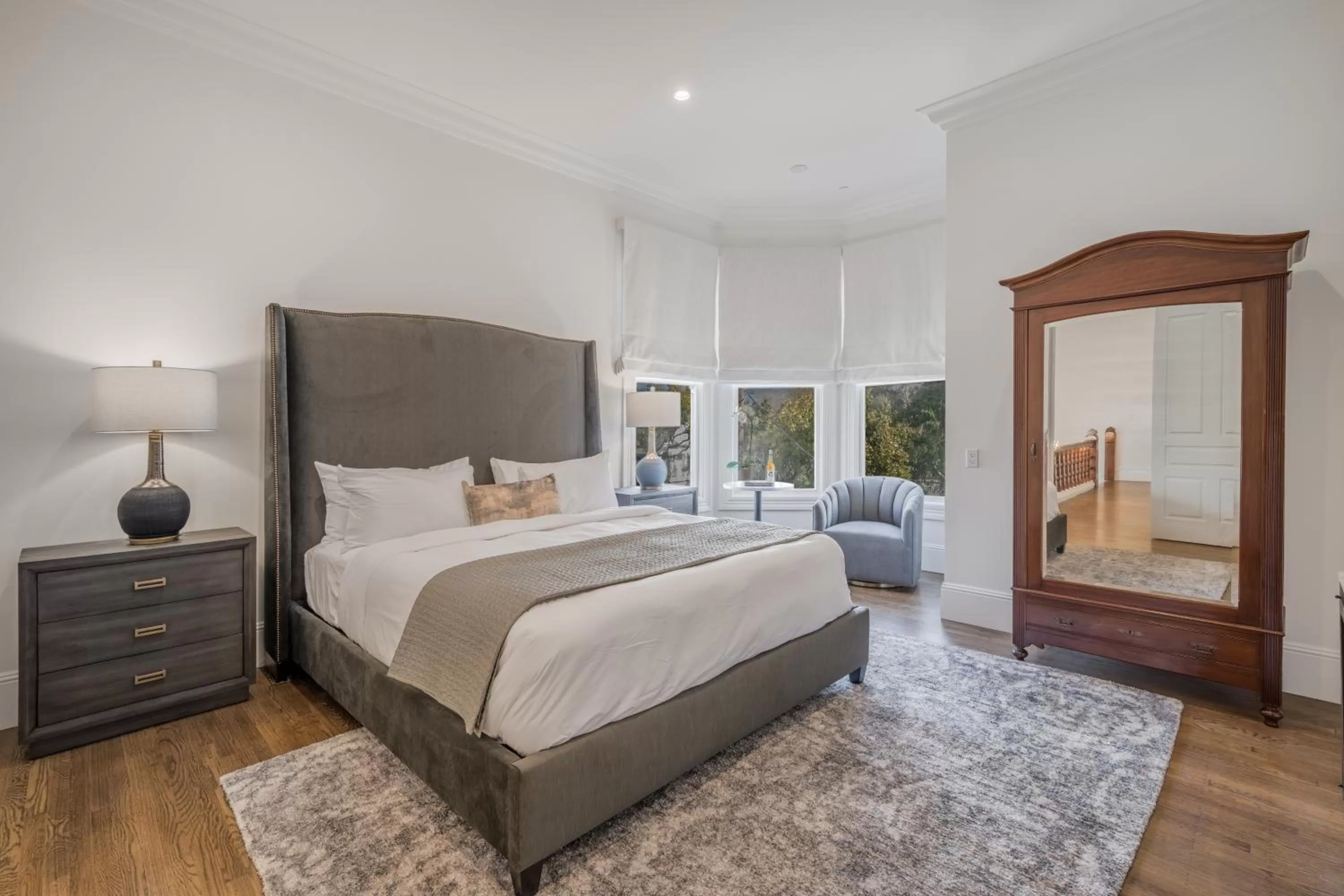 Bed in The George - Luxury Boutique Inn