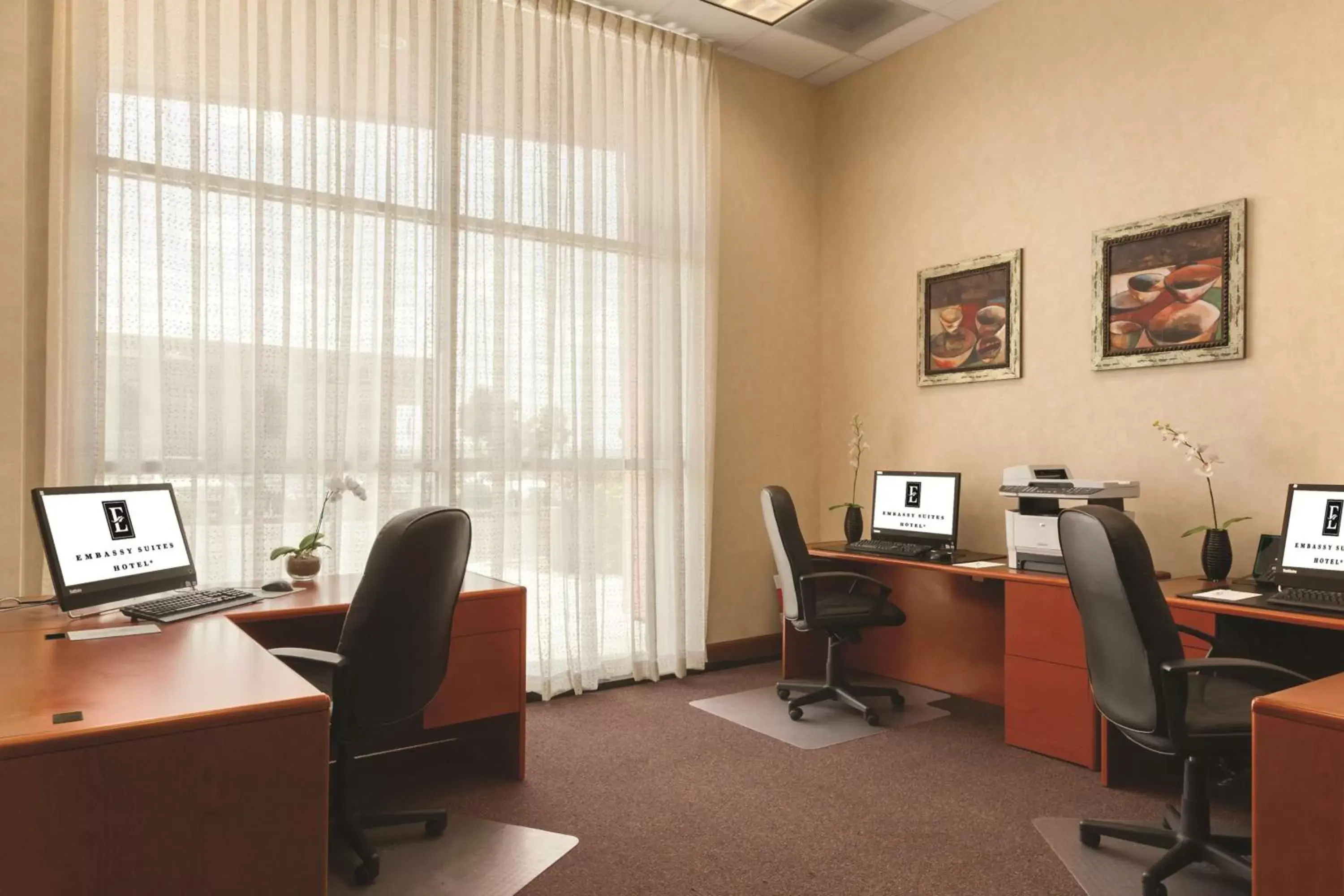 Business facilities, Business Area/Conference Room in Embassy Suites by Hilton Albuquerque