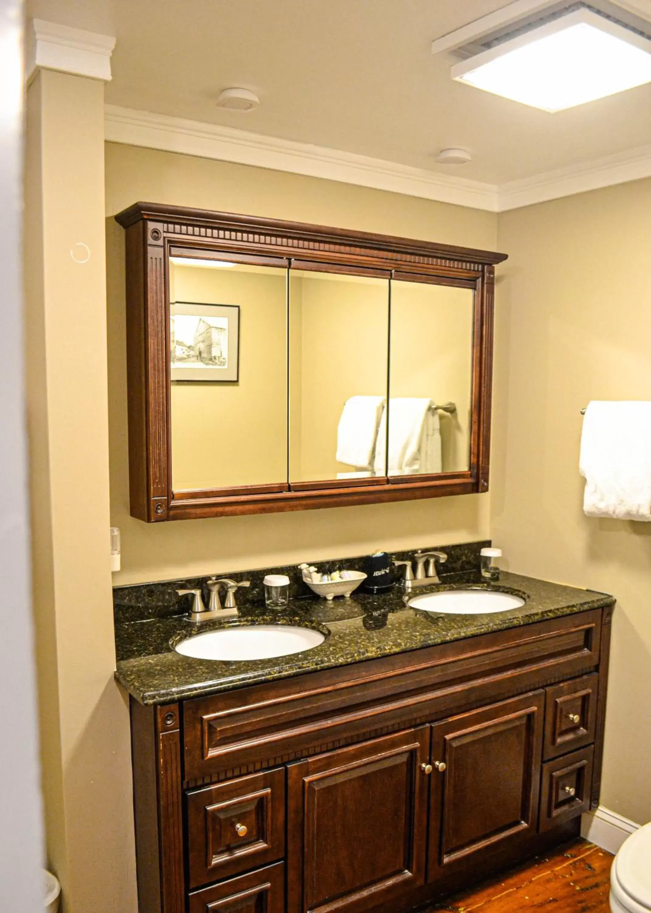 Bathroom in The Quechee Inn at Marshland Farm