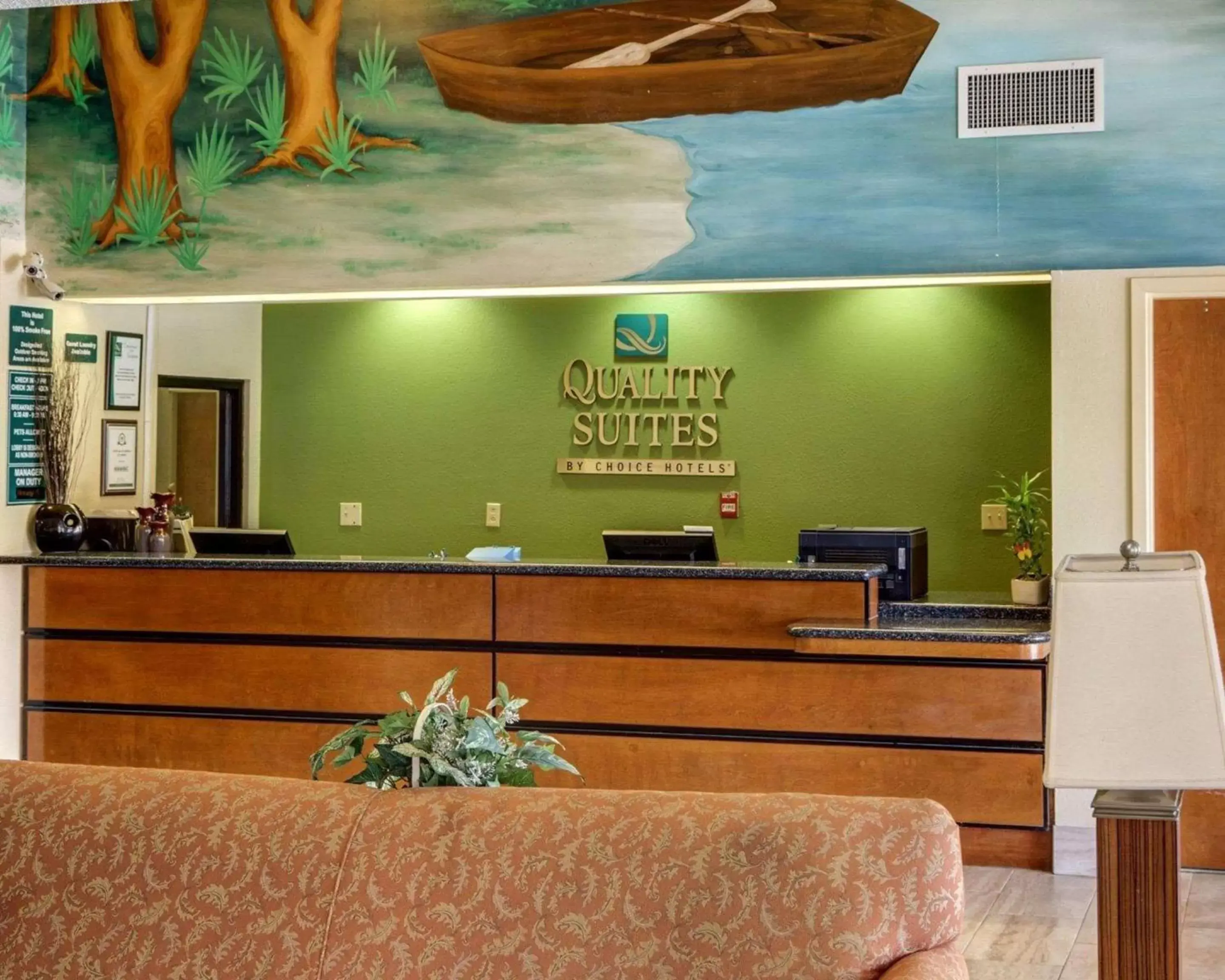 Lobby or reception, Lobby/Reception in Quality Suites Baton Rouge East - Denham Springs