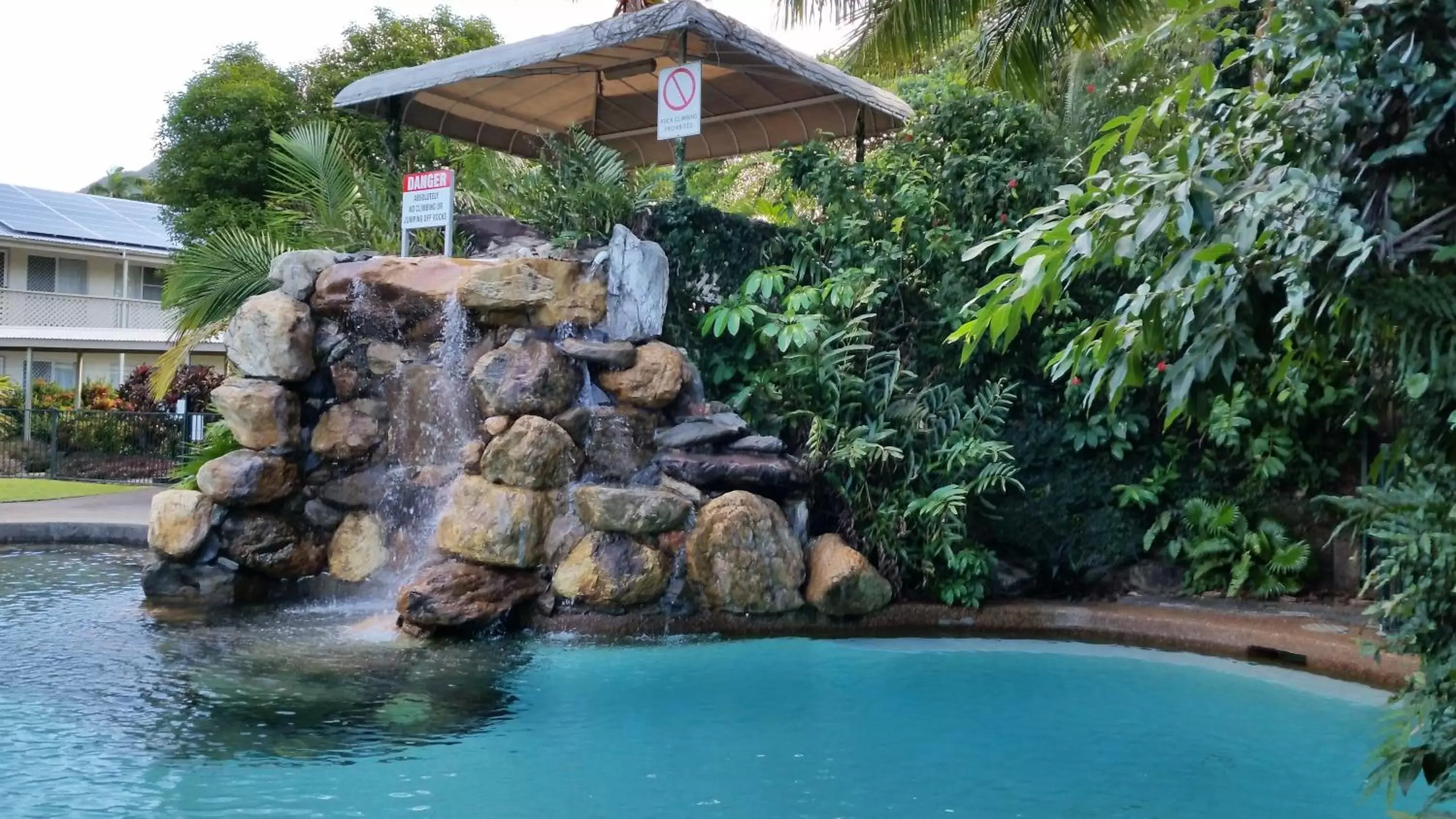 Swimming Pool in Cairns Gateway Resort