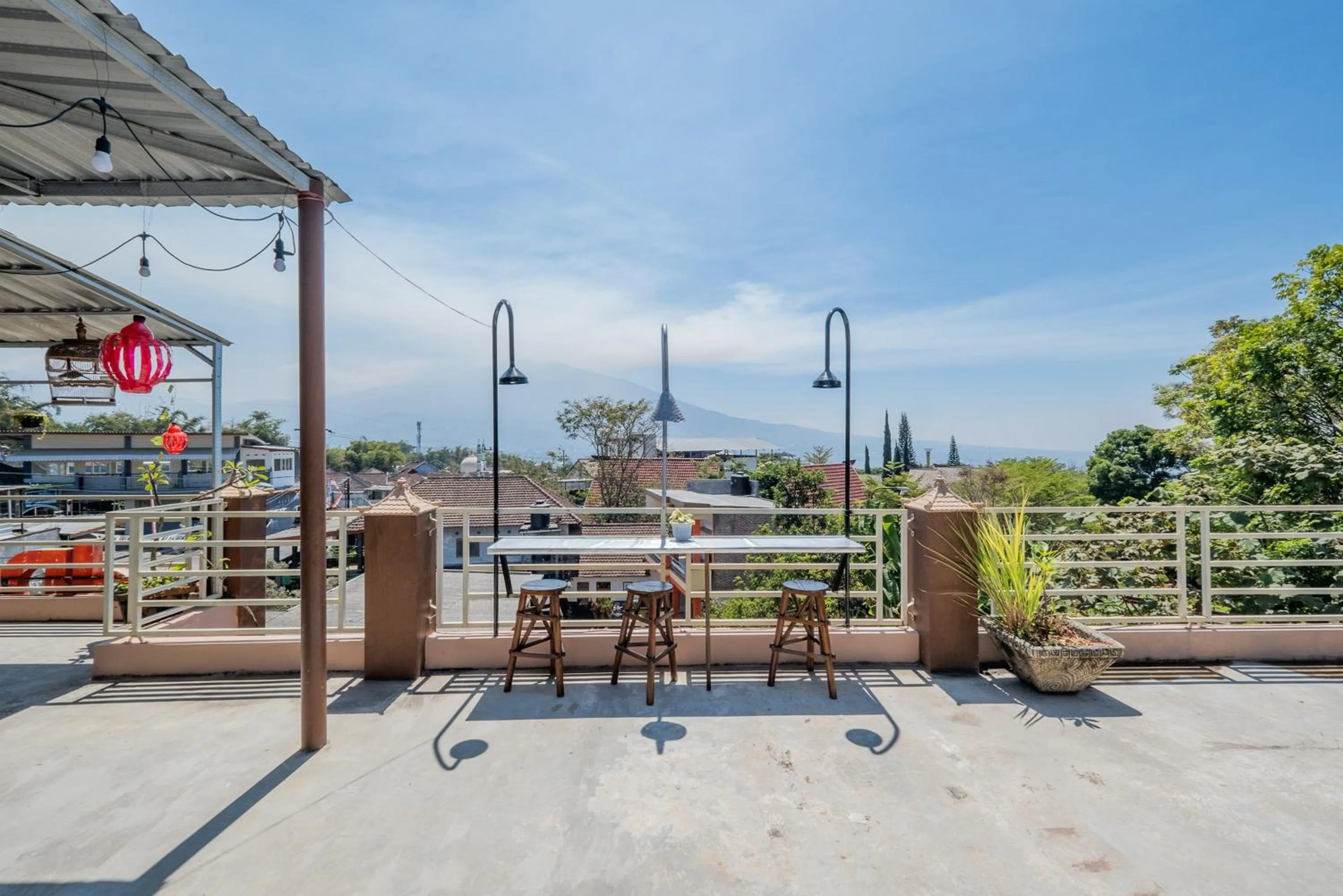 View (from property/room) in RedDoorz Syariah near Batu Night Spectacular