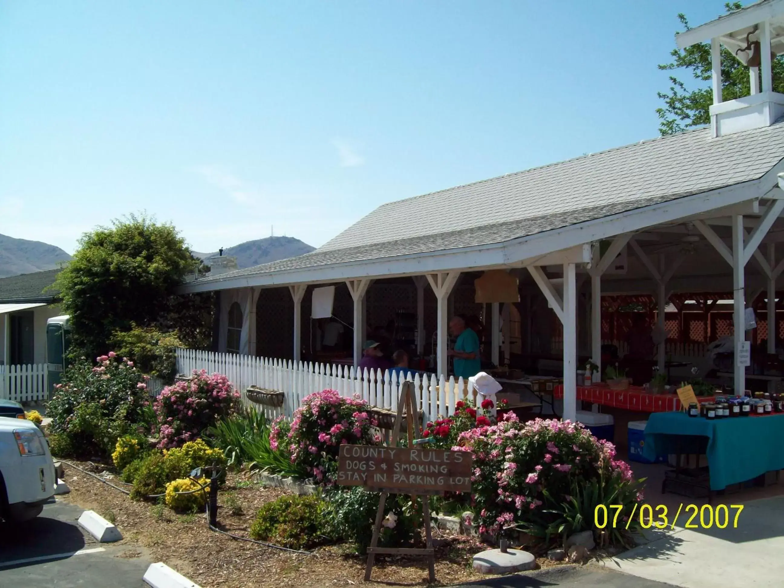 Patio, Property Building in Lakeshore Lodge