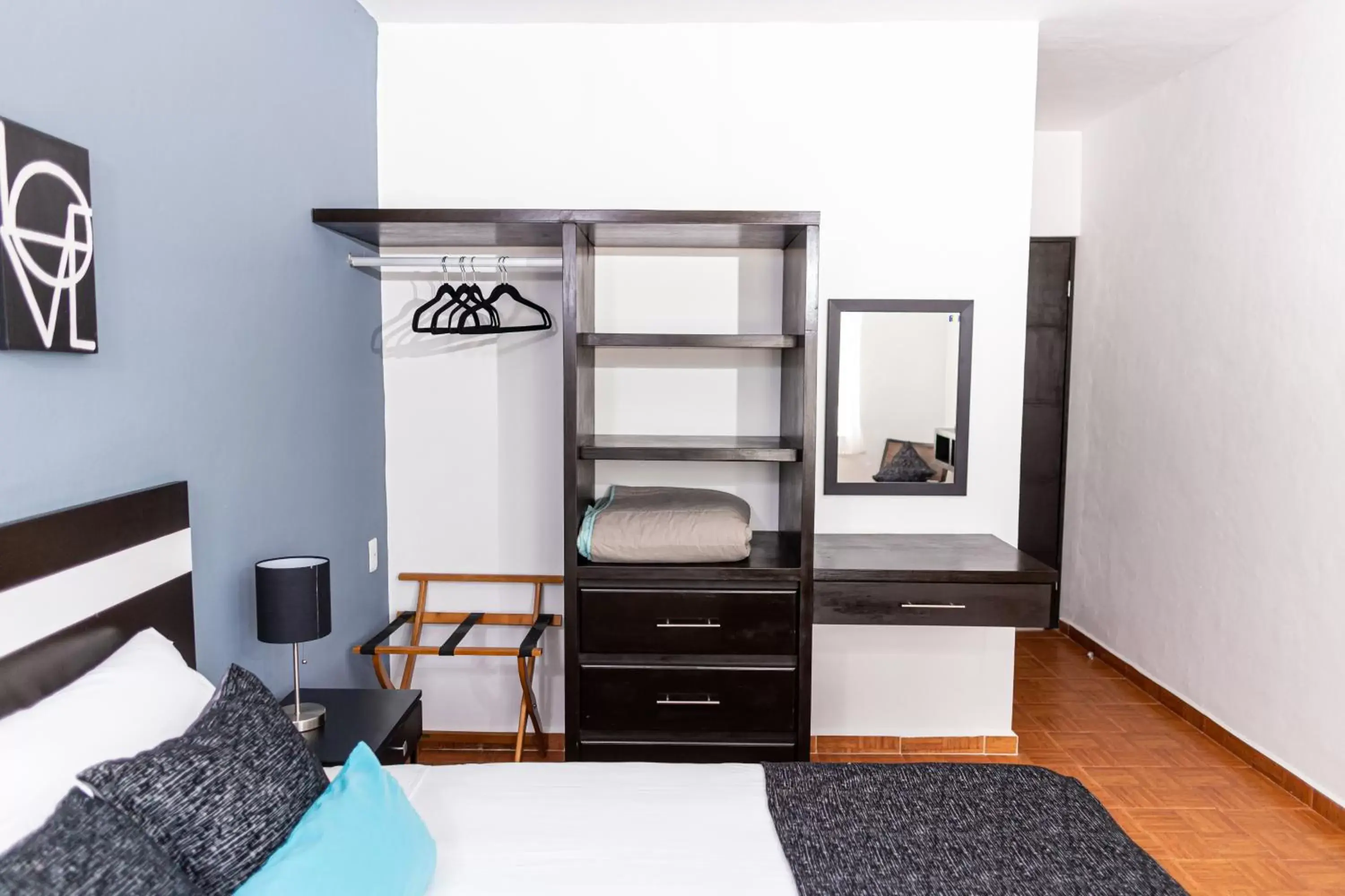 Bunk Bed in Santa Fe Studios And Suites