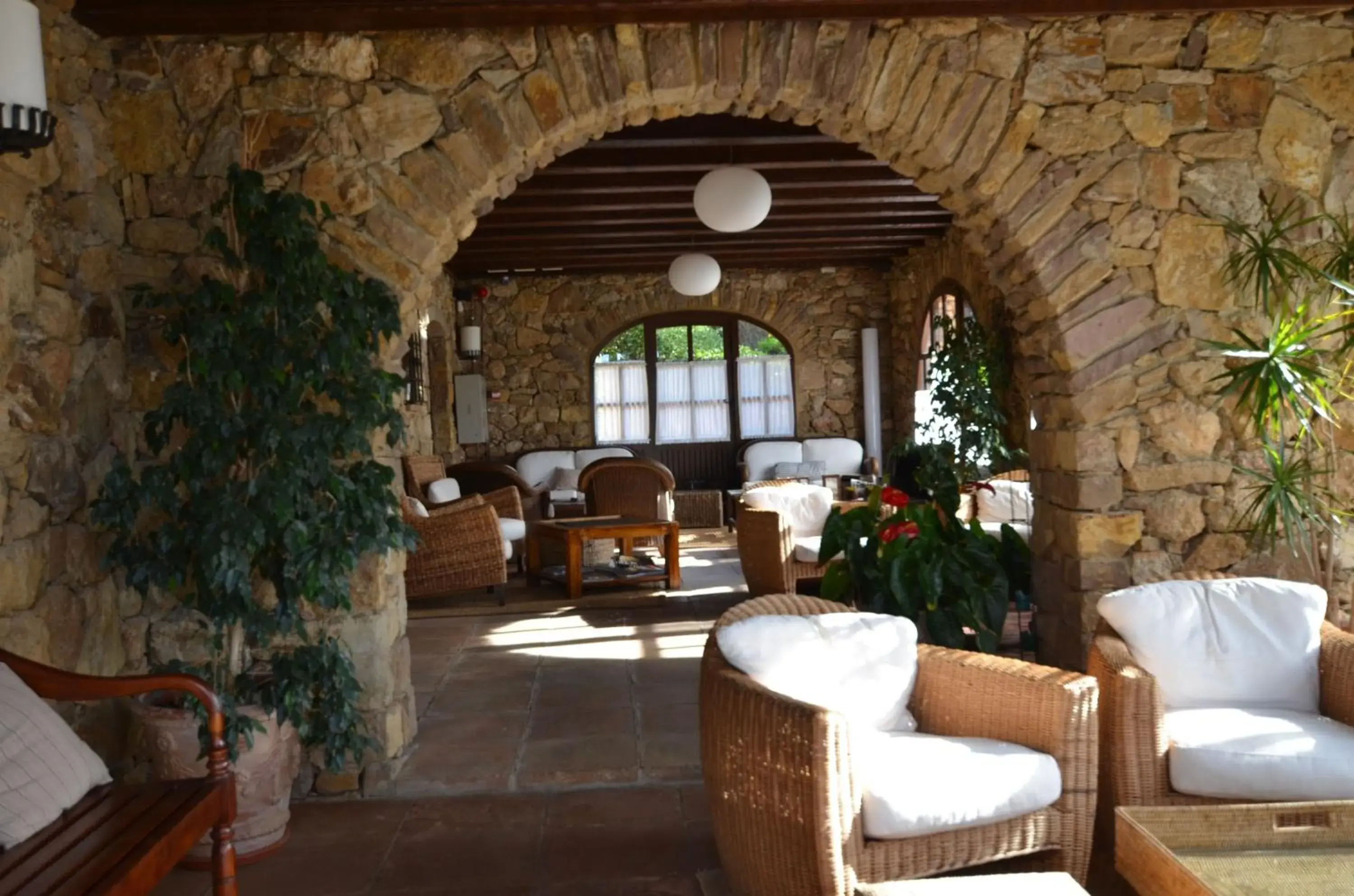 Communal lounge/ TV room, Seating Area in Hotel Galena Mas Comangau