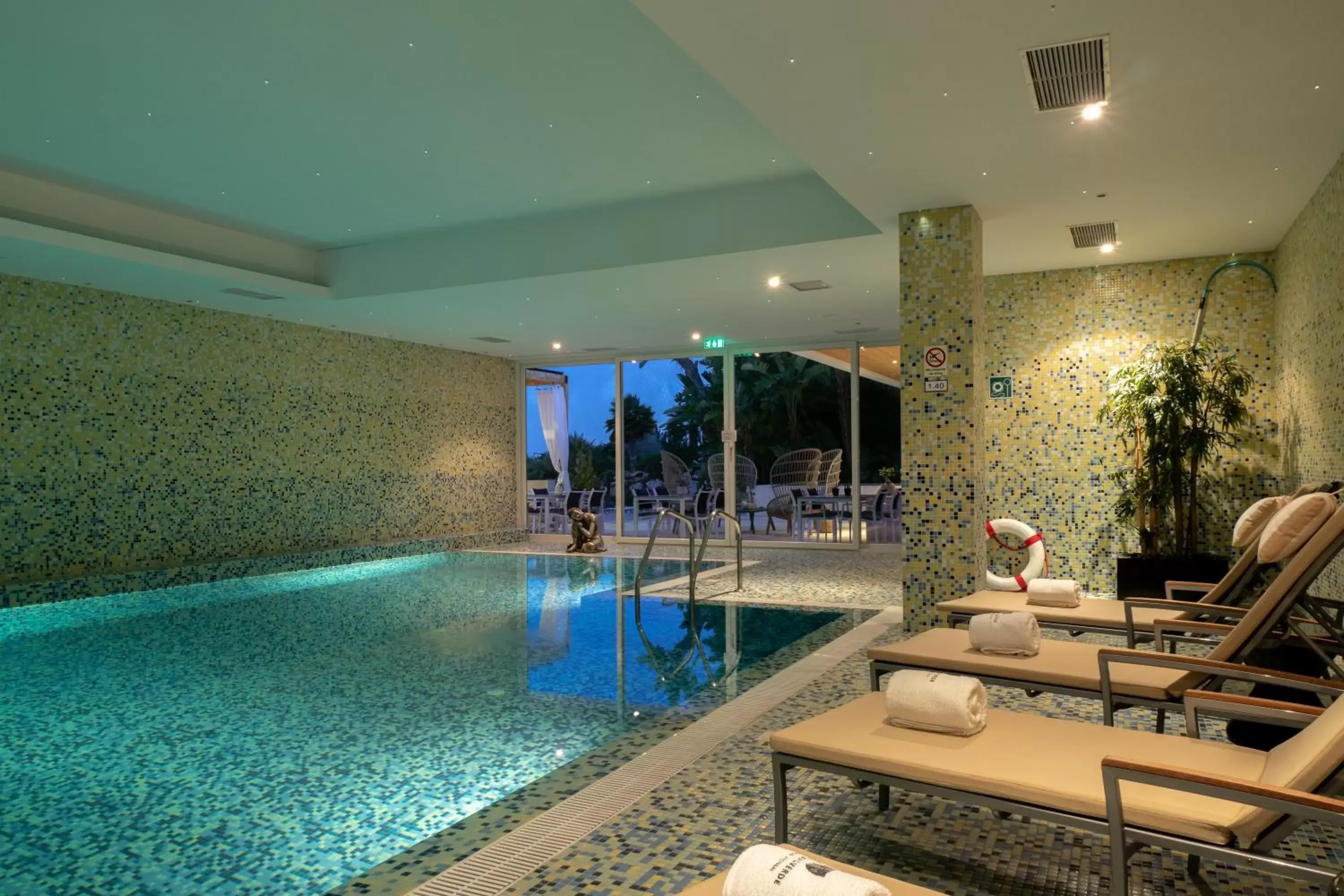 Swimming Pool in Vila Valverde Design Country Hotel