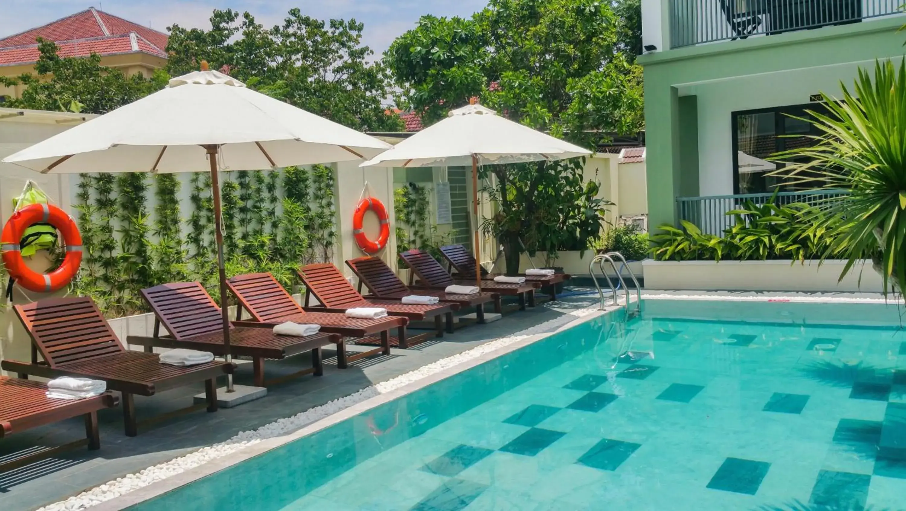 Swimming Pool in Starfruit Villa