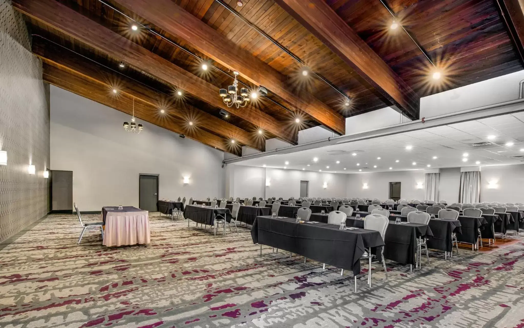 Meeting/conference room, Banquet Facilities in Crowne Plaza Milwaukee South, an IHG Hotel