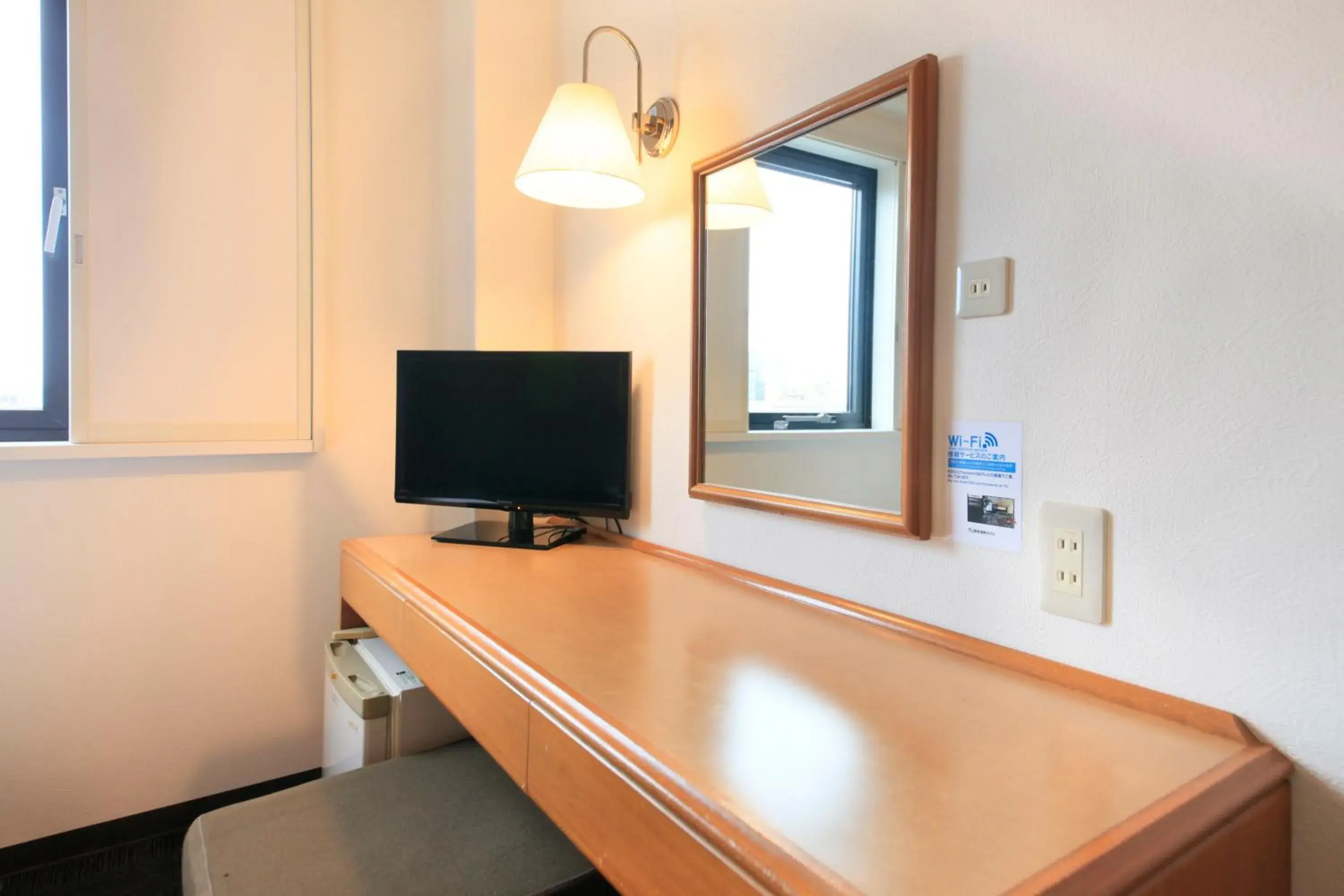 Photo of the whole room, TV/Entertainment Center in Smile Hotel Tokyo Ayase Ekimae