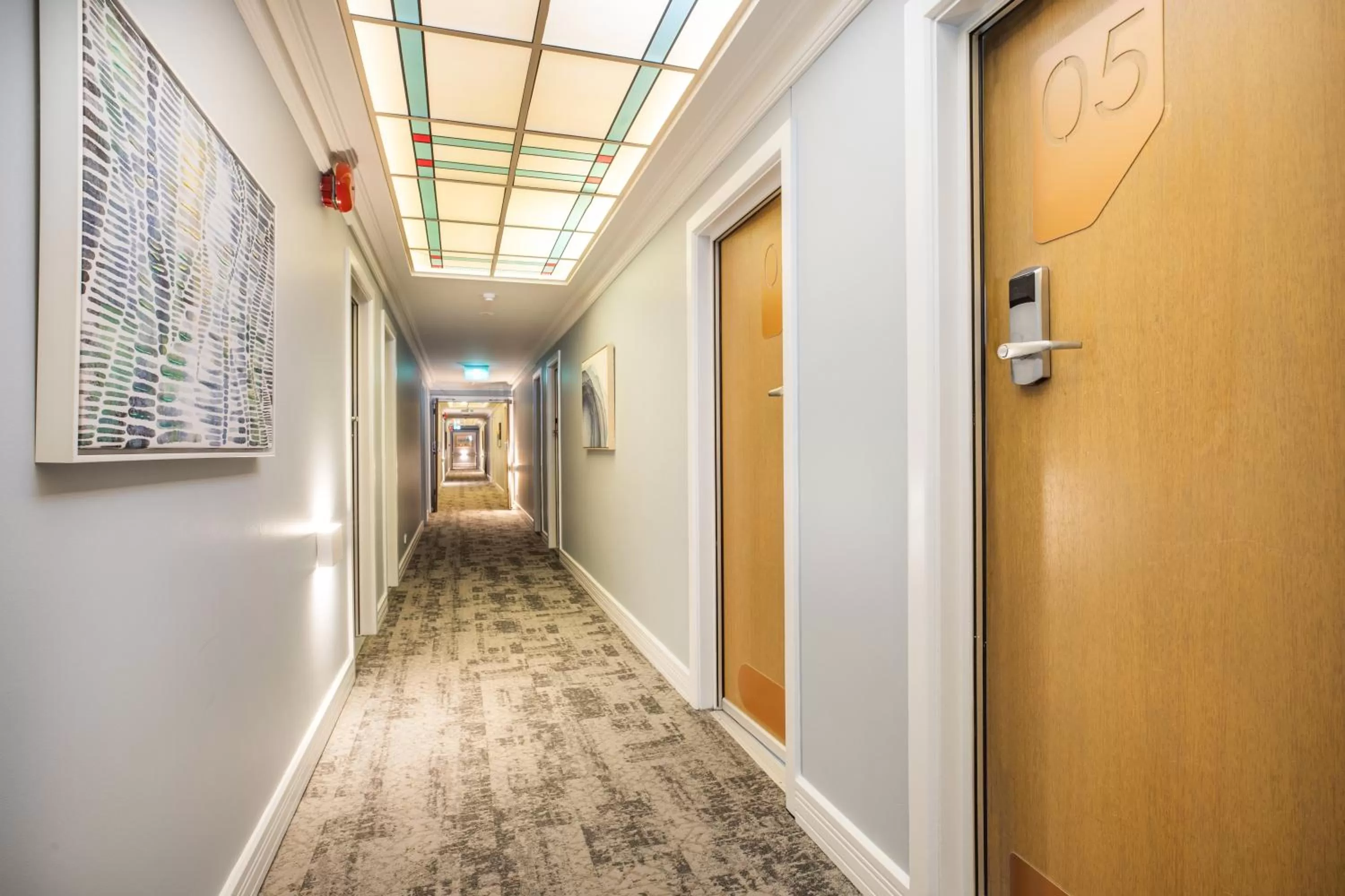 Decorative detail in Nightcap at Hotel Victor