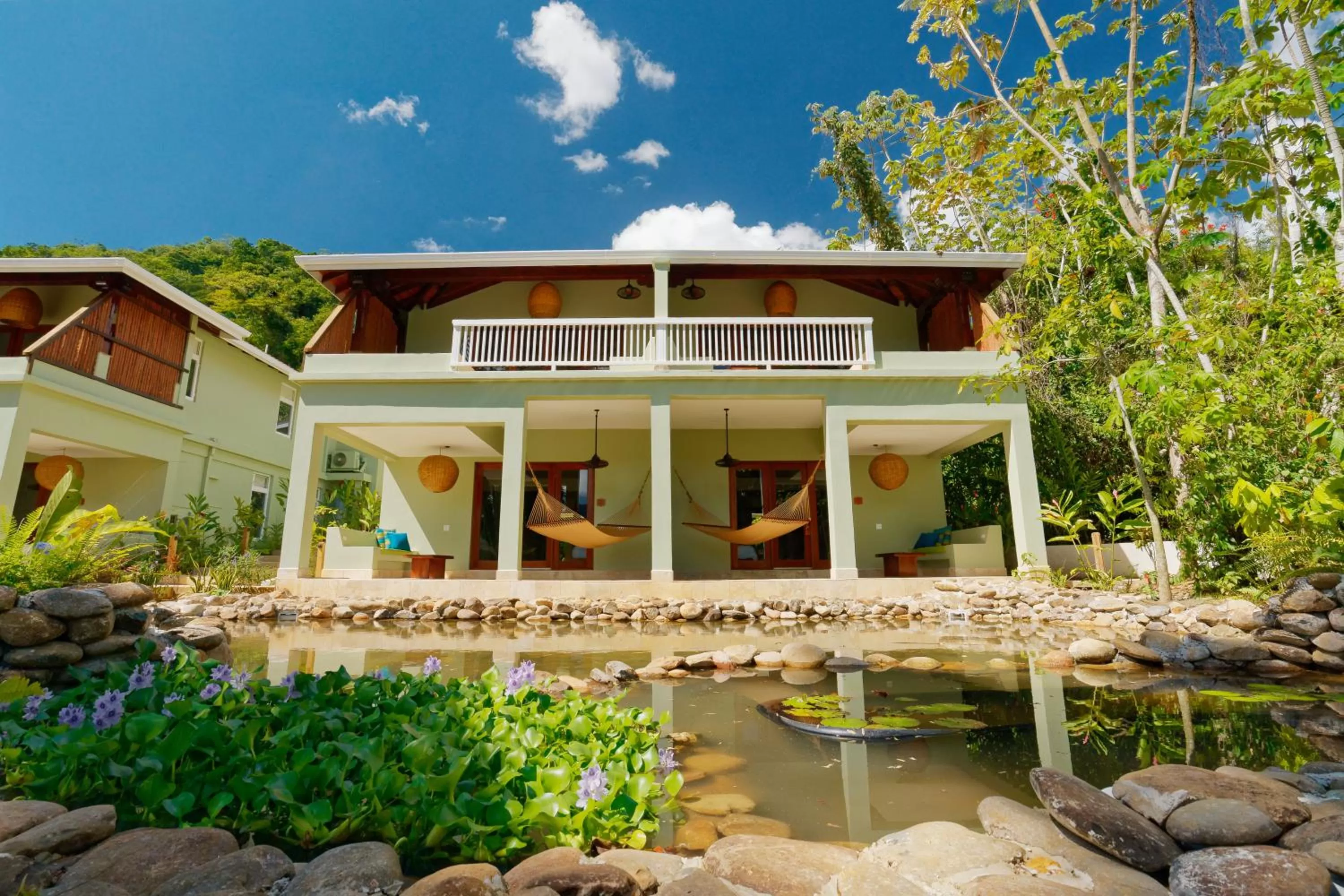 Balcony/Terrace in Sleeping Giant Rainforest Lodge