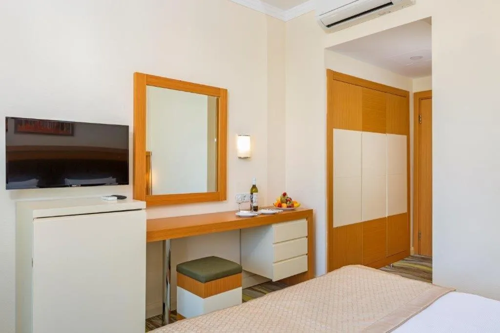 Bed in Forest Park Hotel