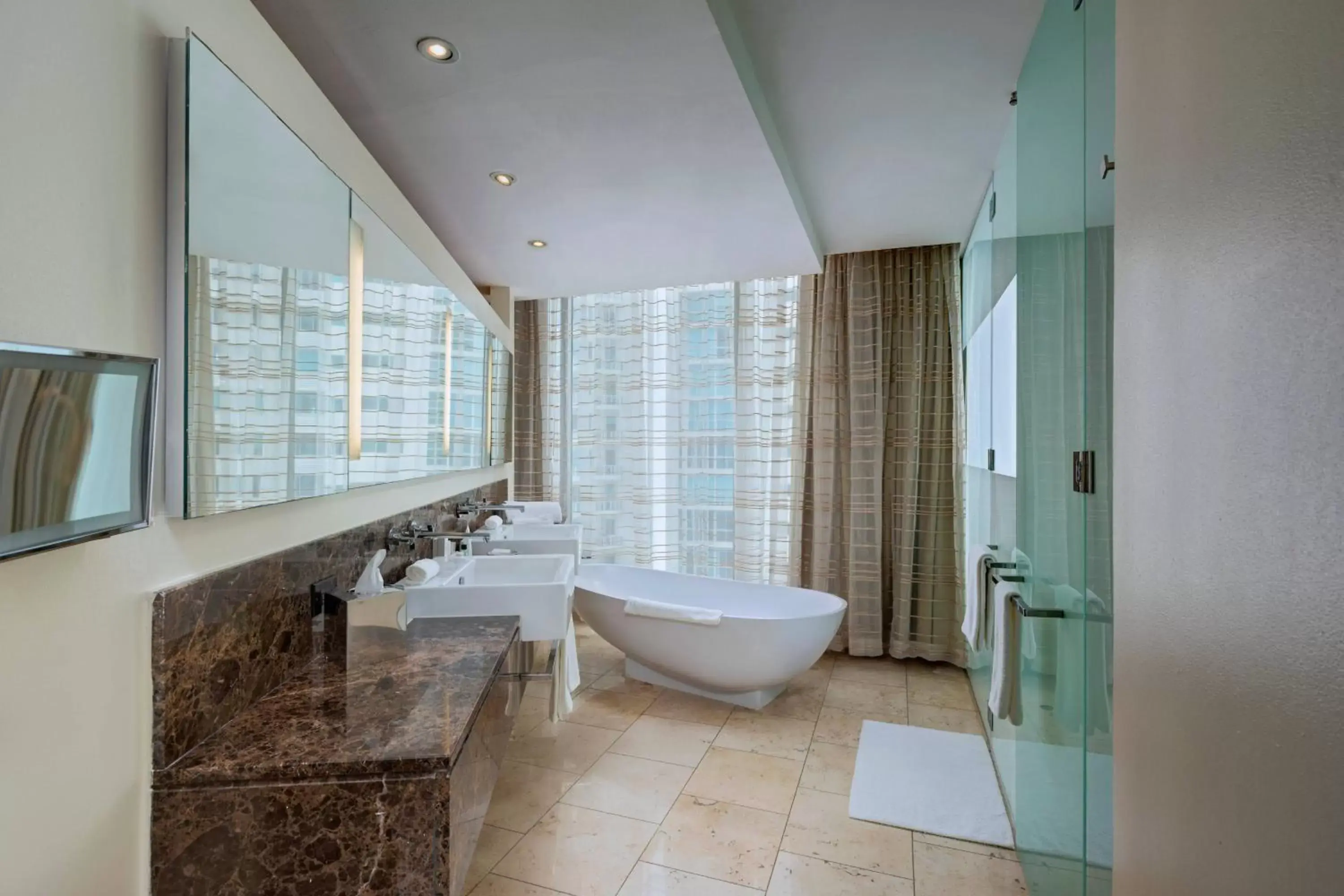 Bathroom in JW Marriott Panama
