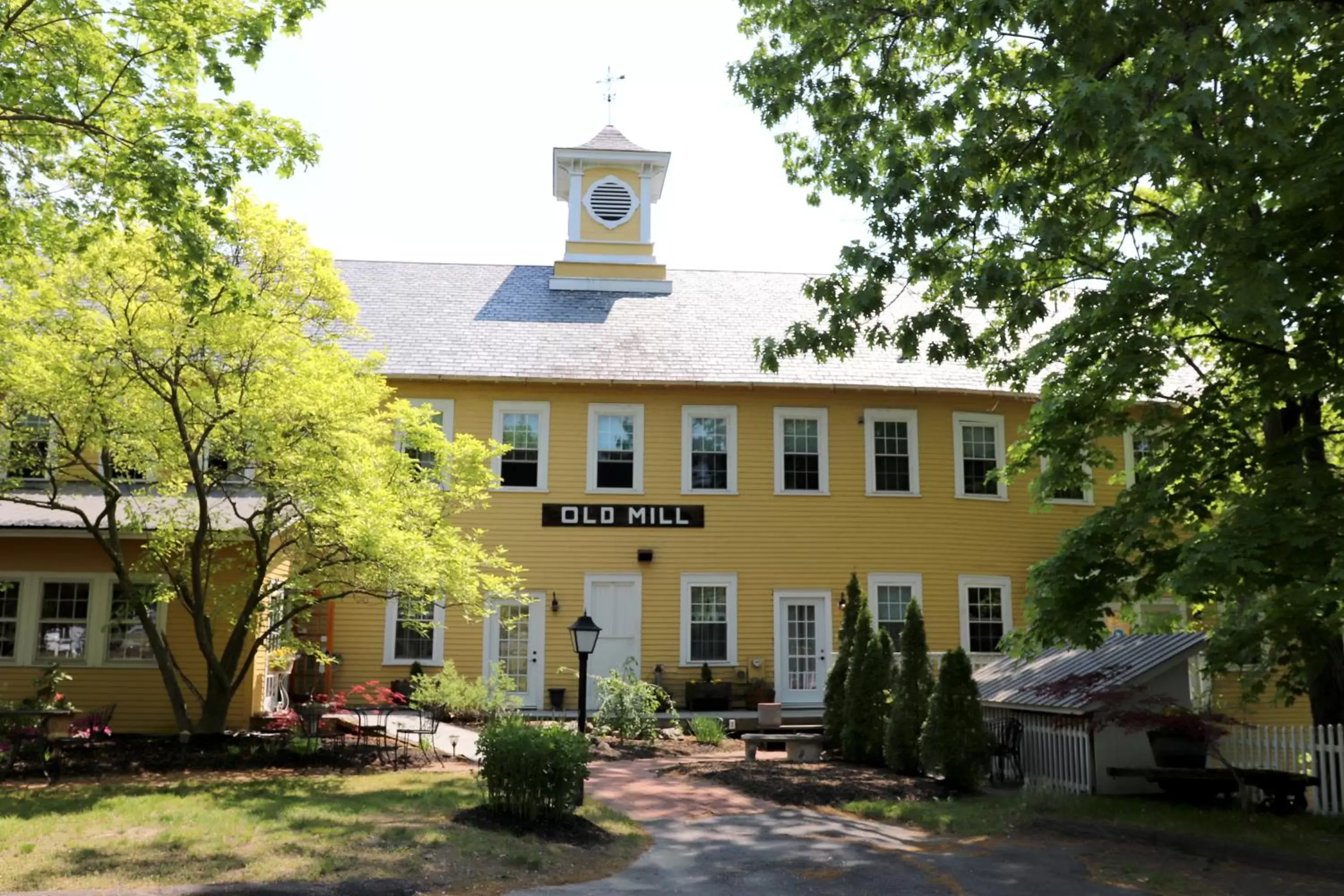 Old Mill Inn