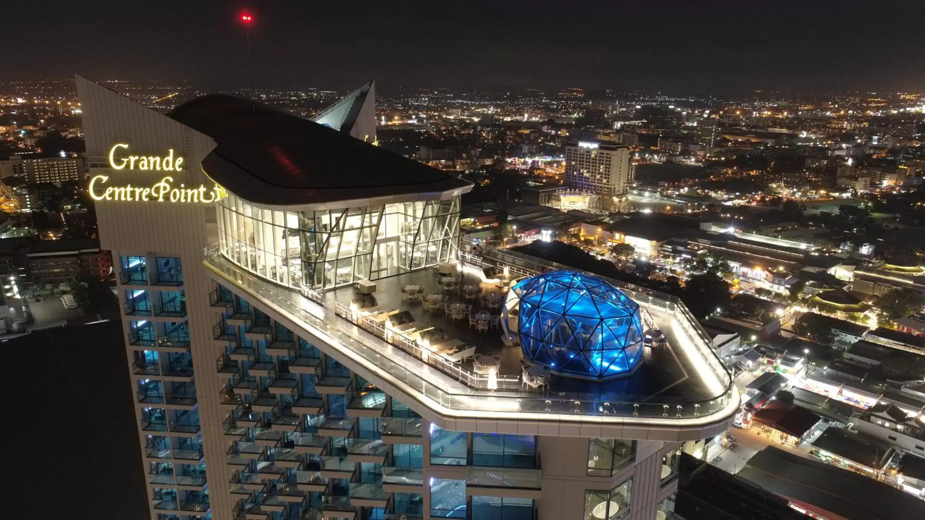 Bird's eye view, Bird's-eye View in Grande Centre Point Pattaya