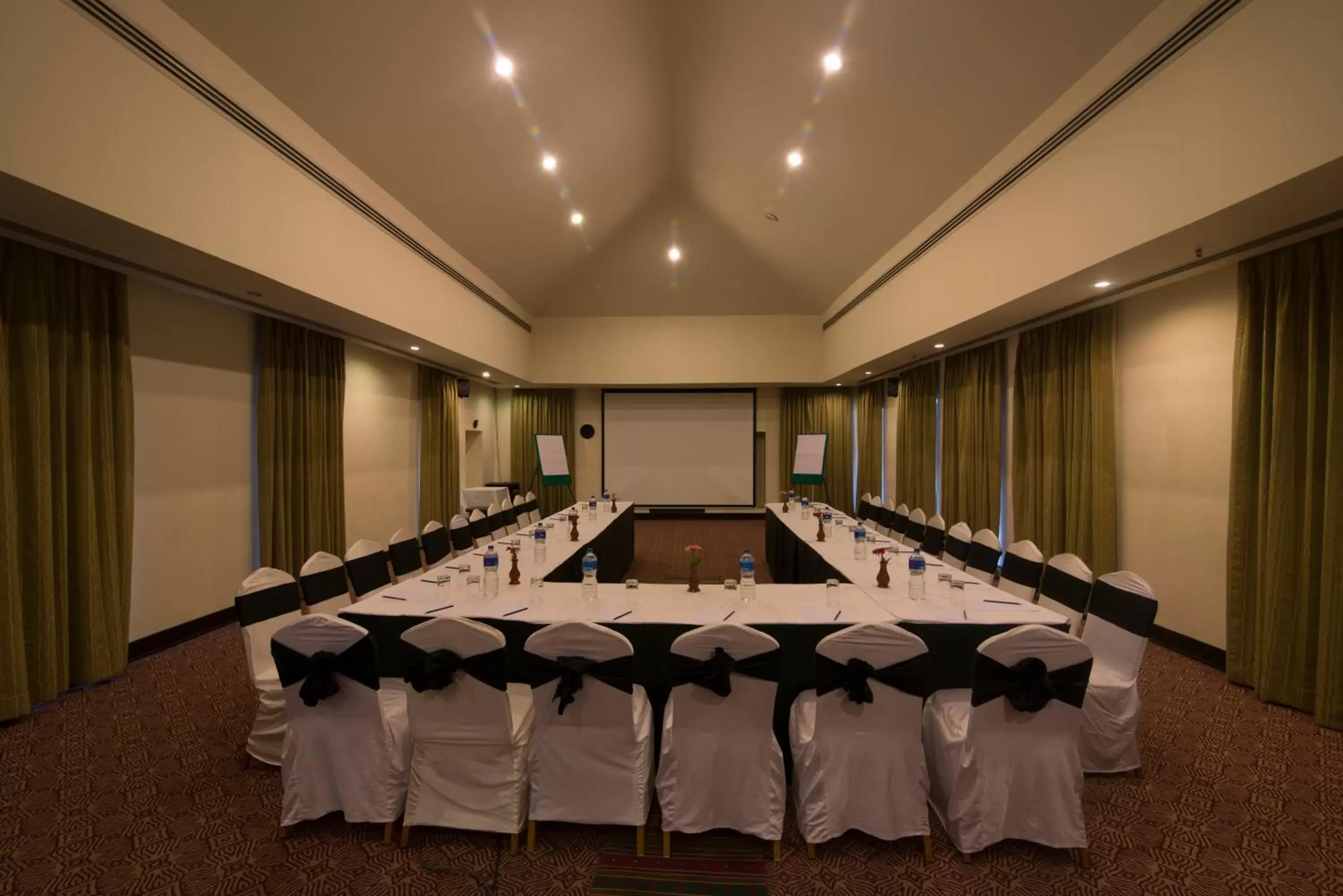 Banquet/Function facilities in Gokarna Forest Resort