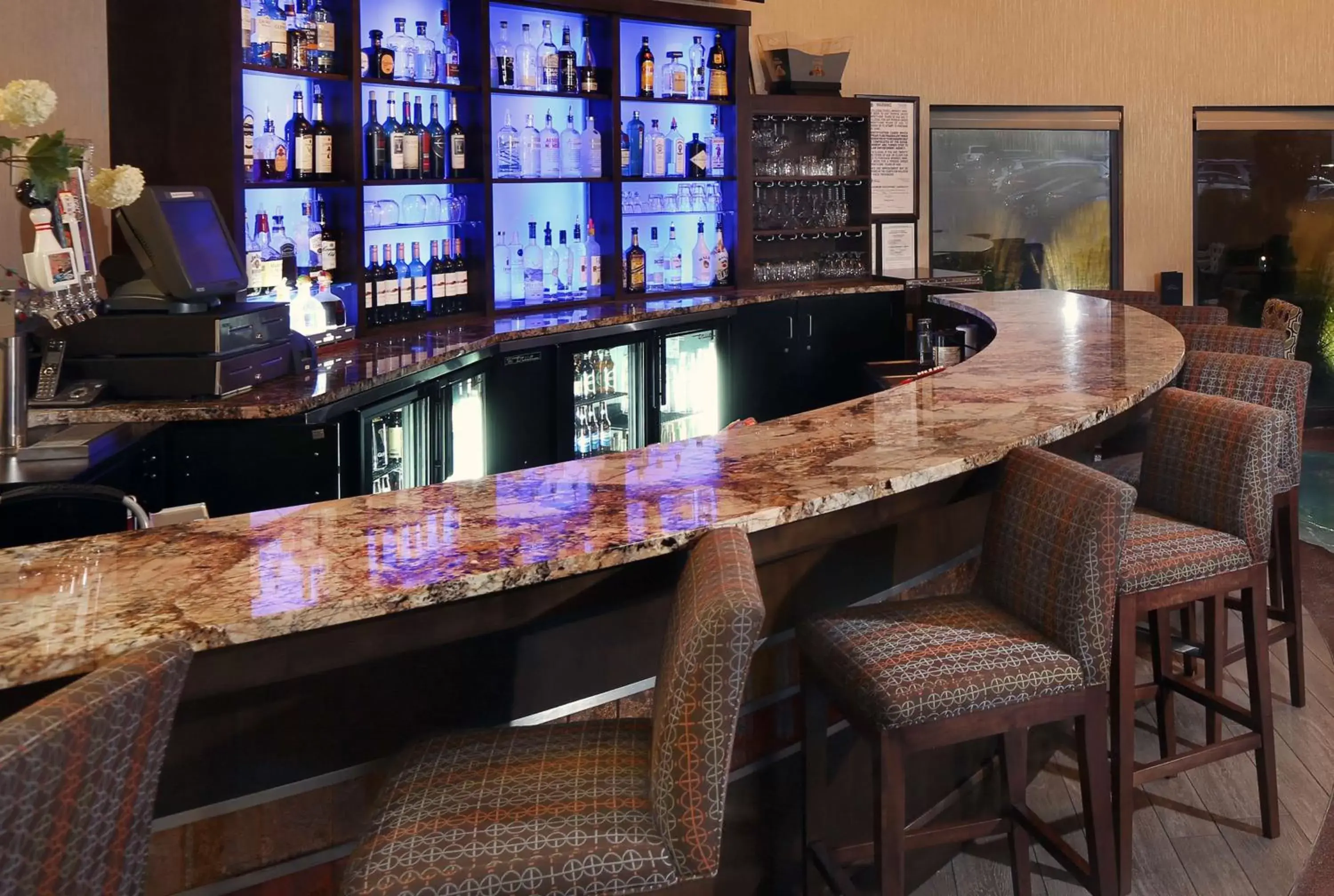 Lounge or bar, Lounge/Bar in DoubleTree by Hilton Hotel Denver - Thornton