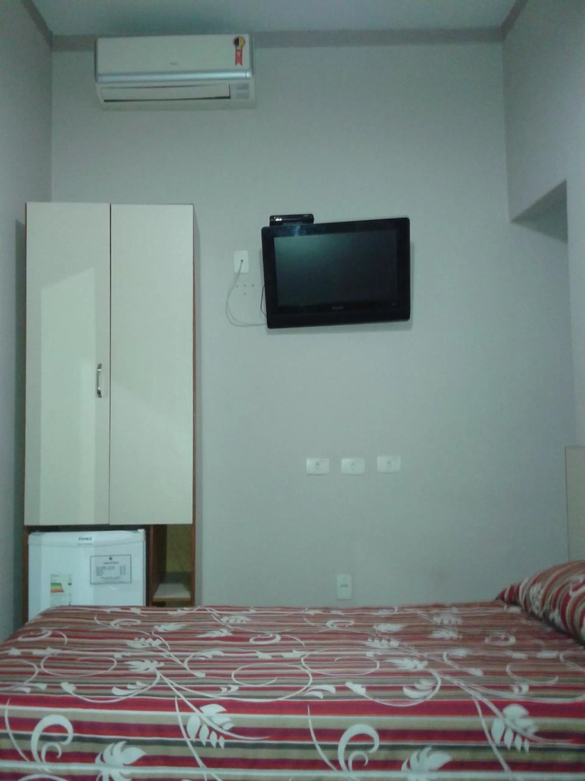 Decorative detail, Bed in Hotel Venezuela