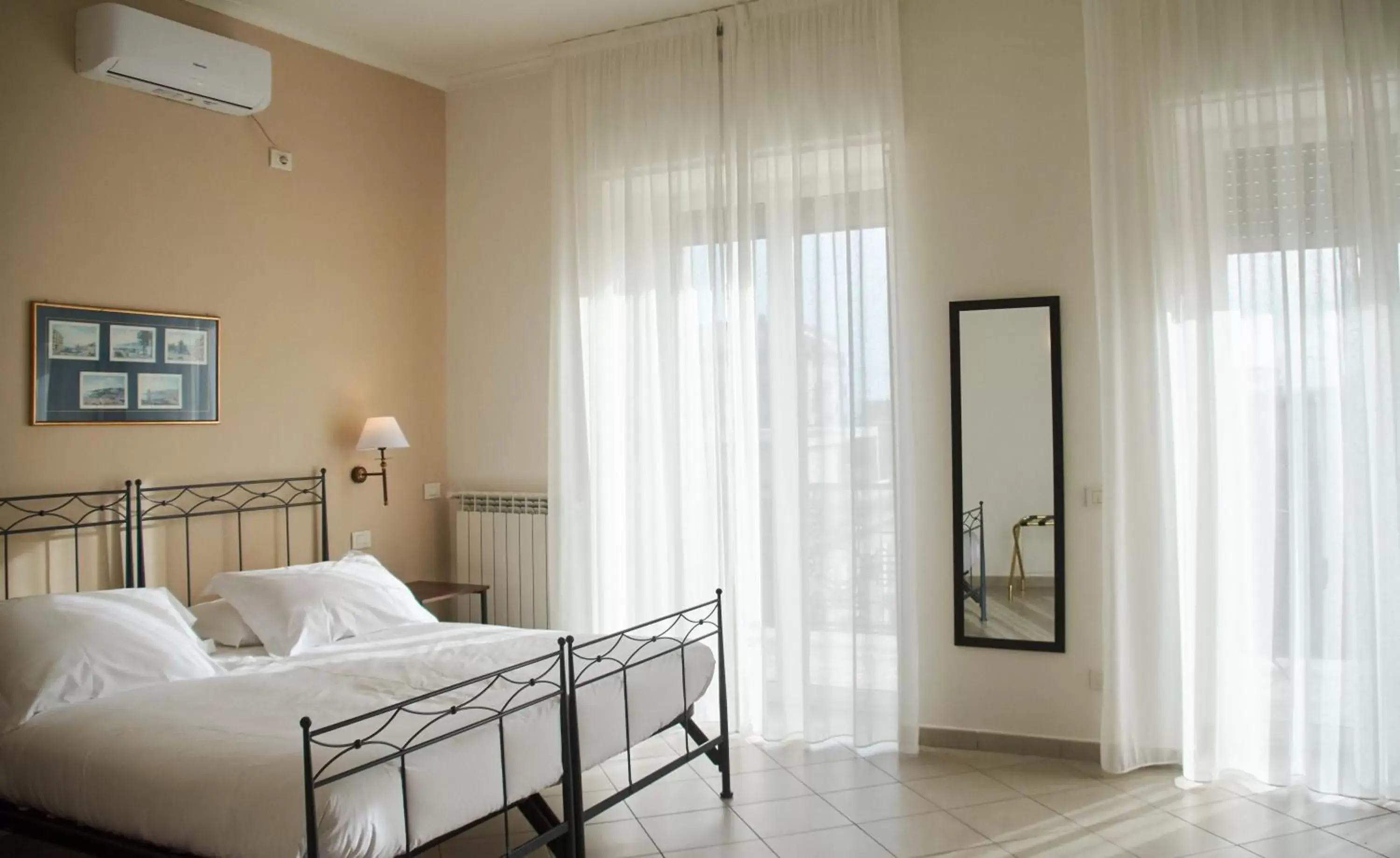 Bed in Villa Margherita