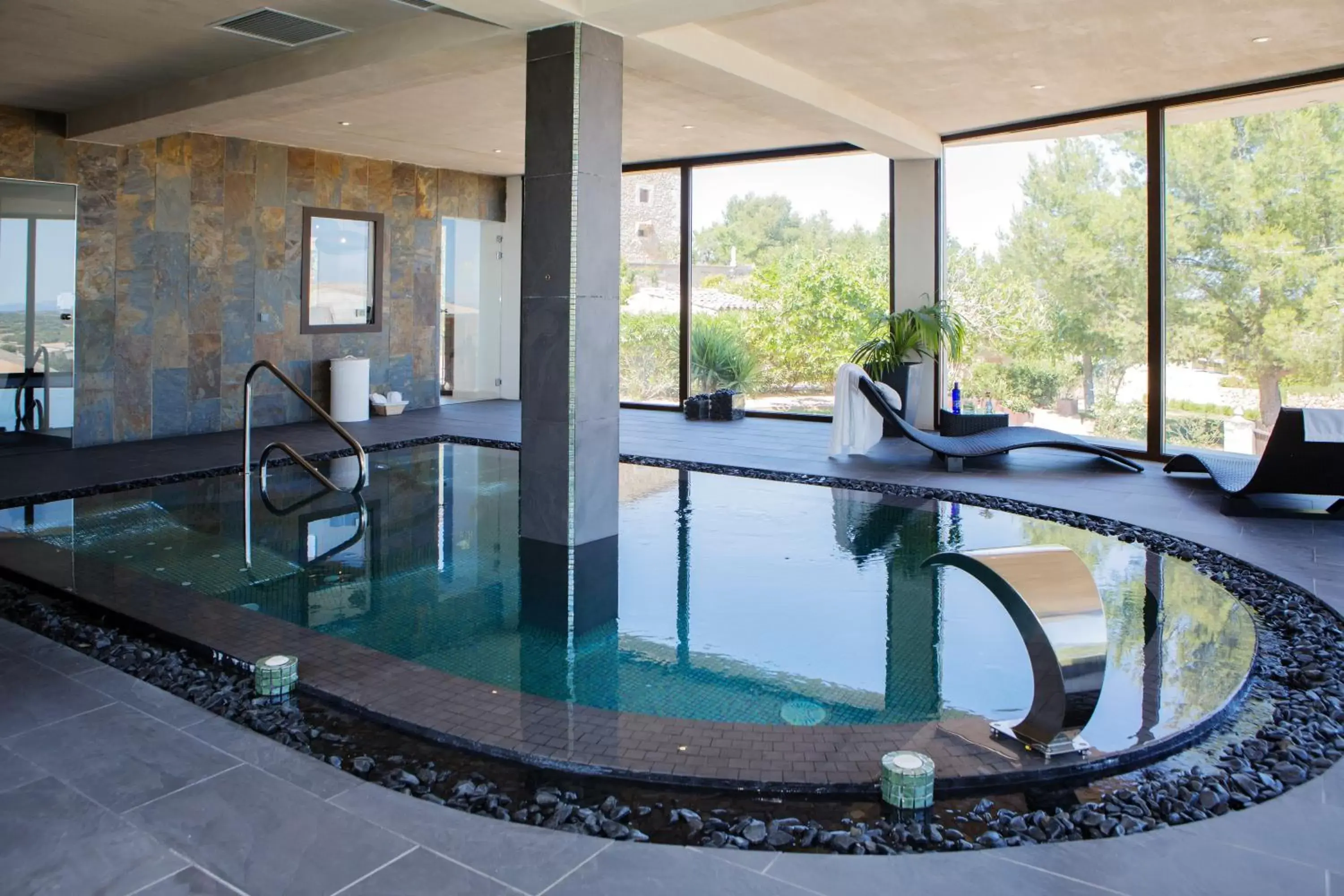 Hot Tub, Swimming Pool in Casa Font i Roig