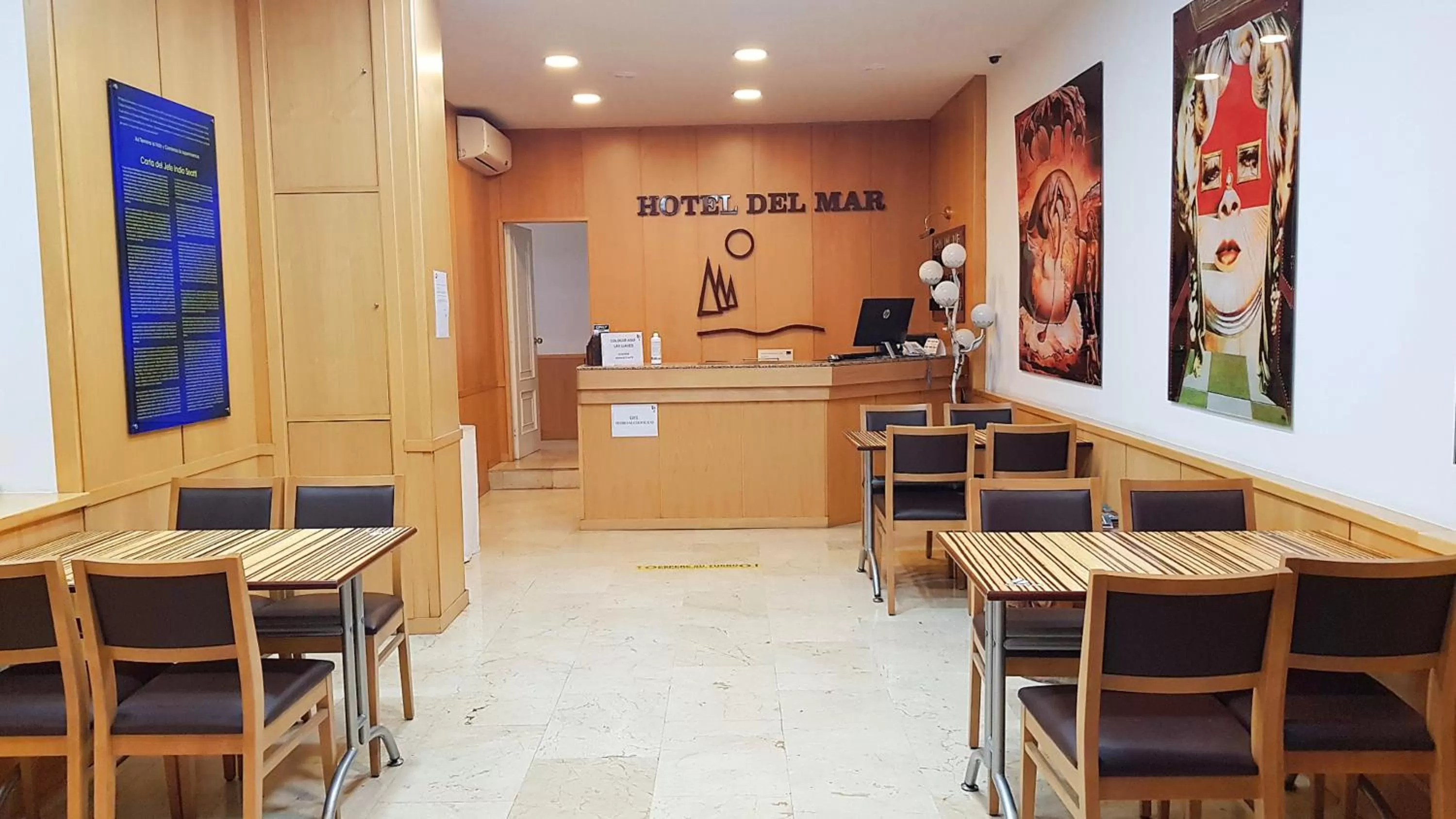 Lobby or reception in Hotel del Mar Vigo