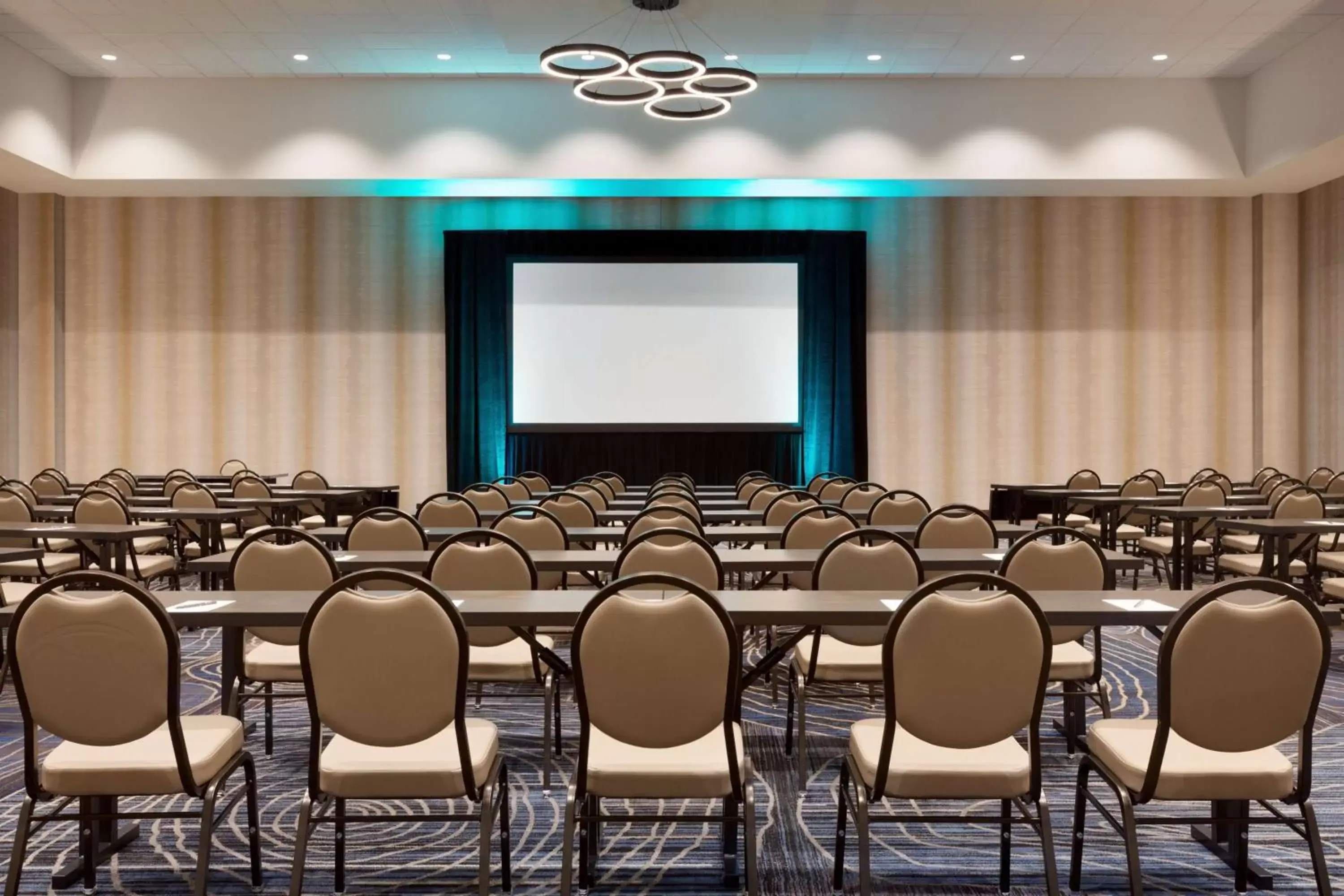 Meeting/conference room in Embassy Suites By Hilton San Antonio Landmark