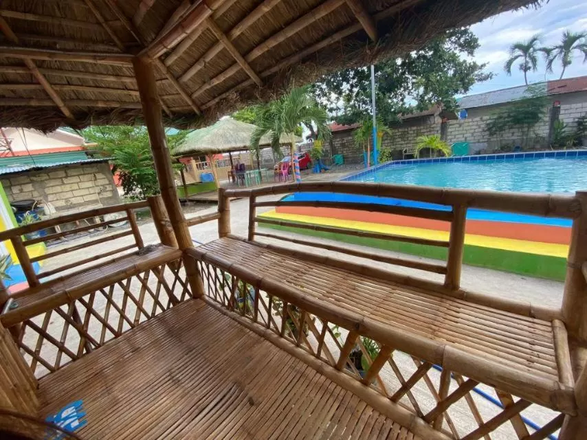 Swimming Pool in Scott's Seaview Resort