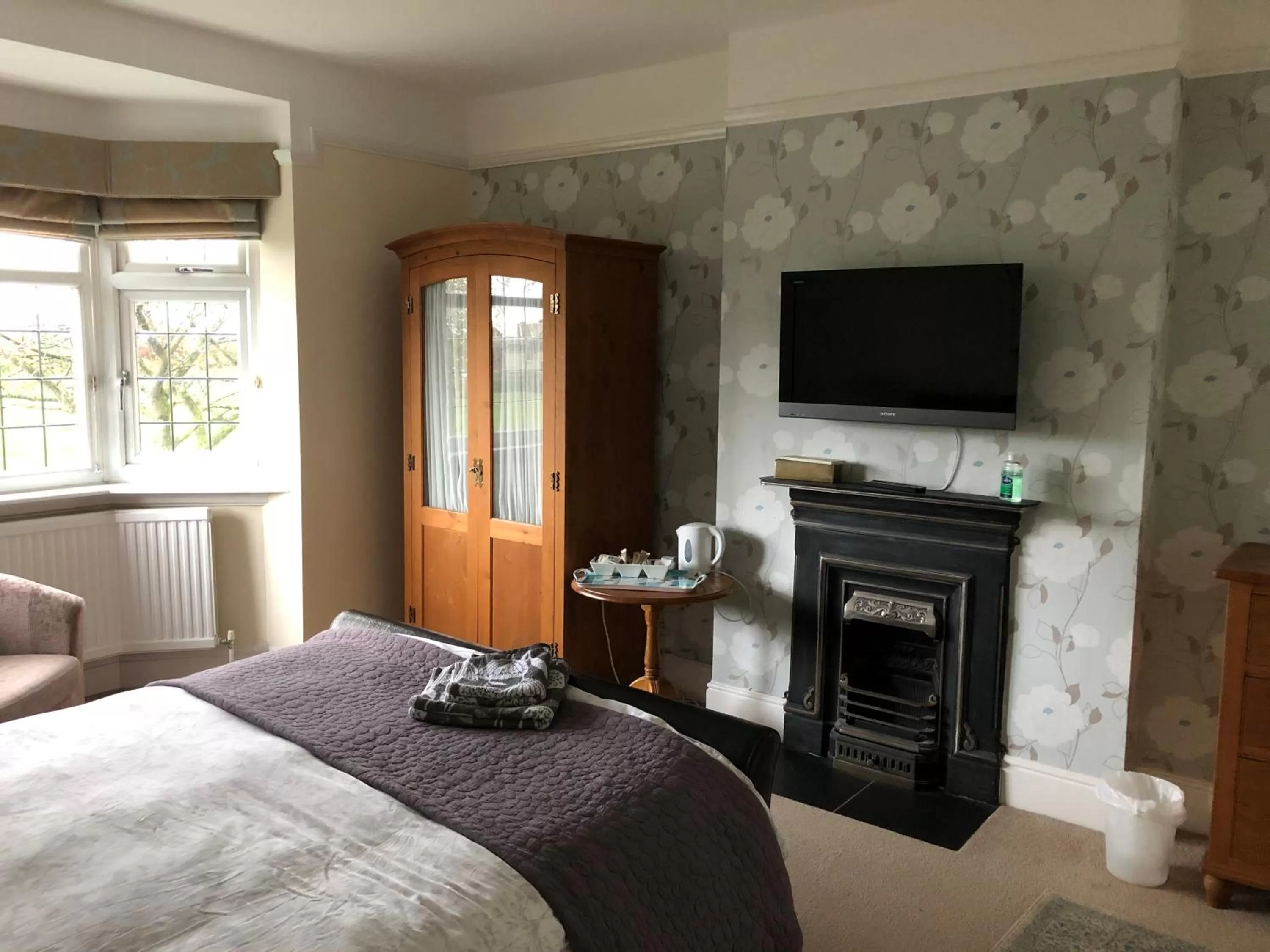 Photo of the whole room, Bed in Grange House Bed & Breakfast