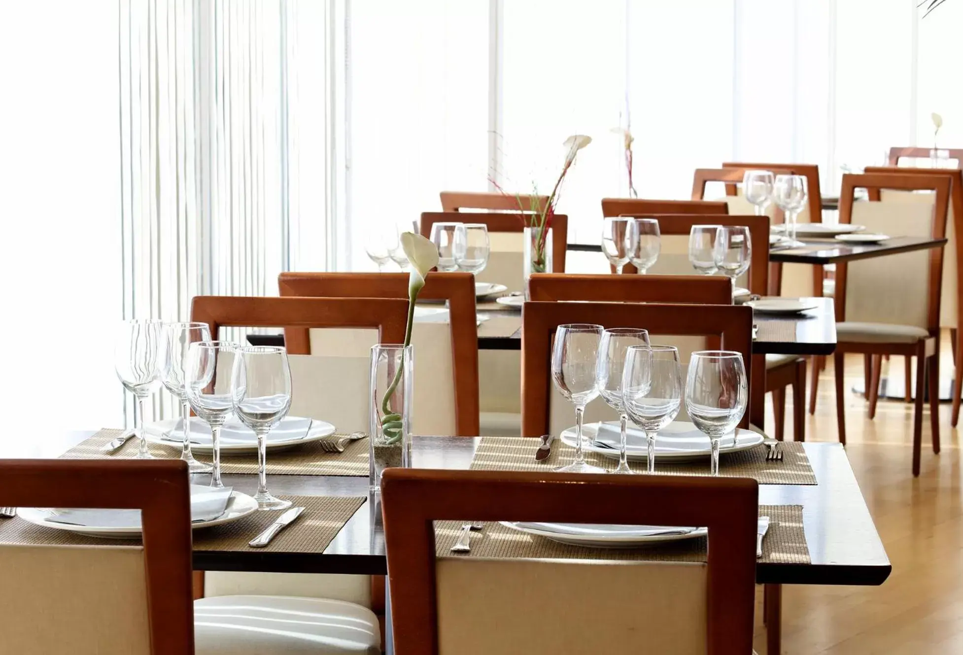 Restaurant/places to eat in Abba Burgos Restaurant/places to eat in Abba Burgos