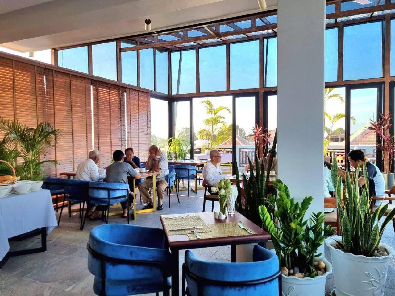 Property building, Restaurant/Places to Eat in Homewood Hotel