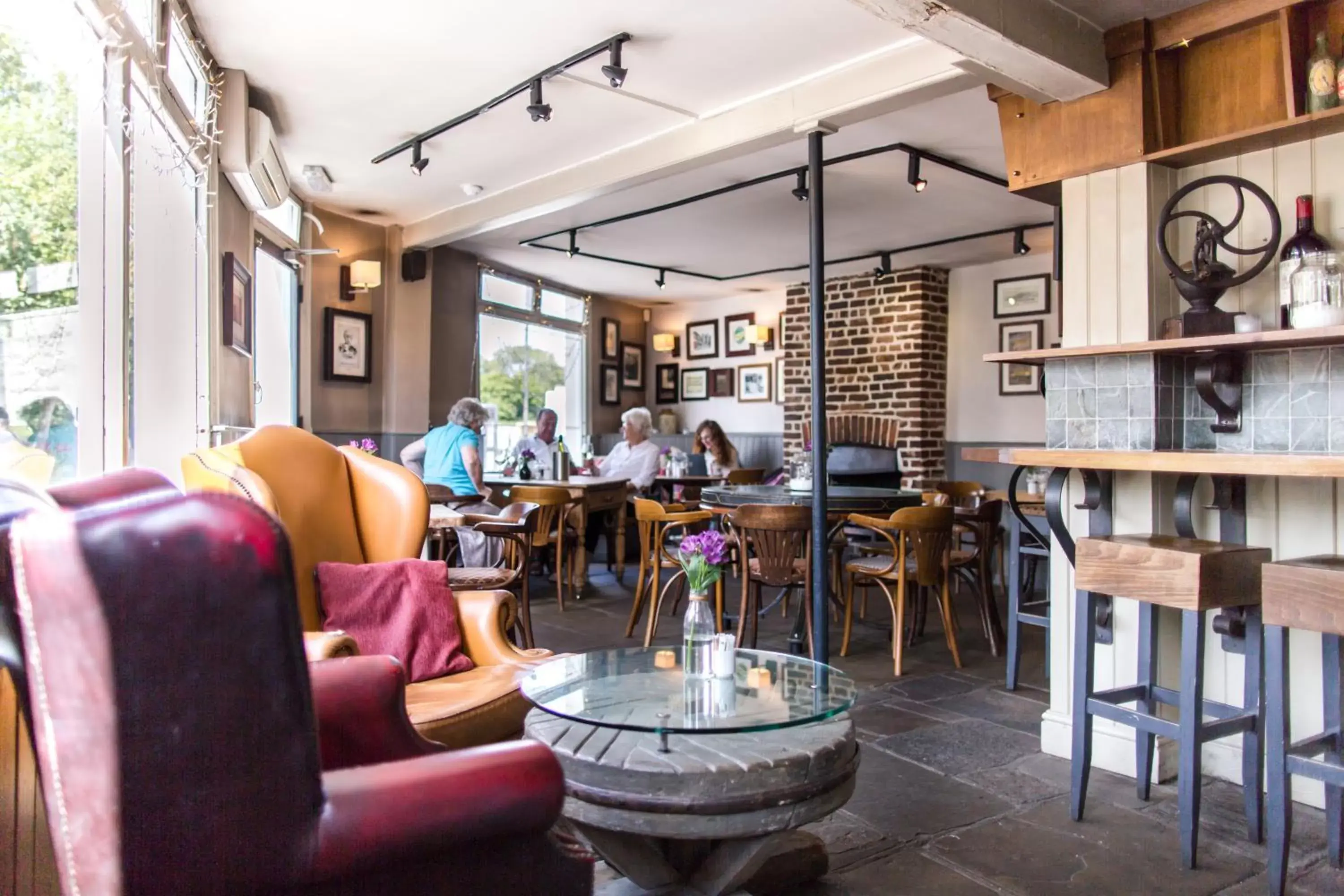 Lounge or bar, Restaurant/Places to Eat in The Millers Arms Inn