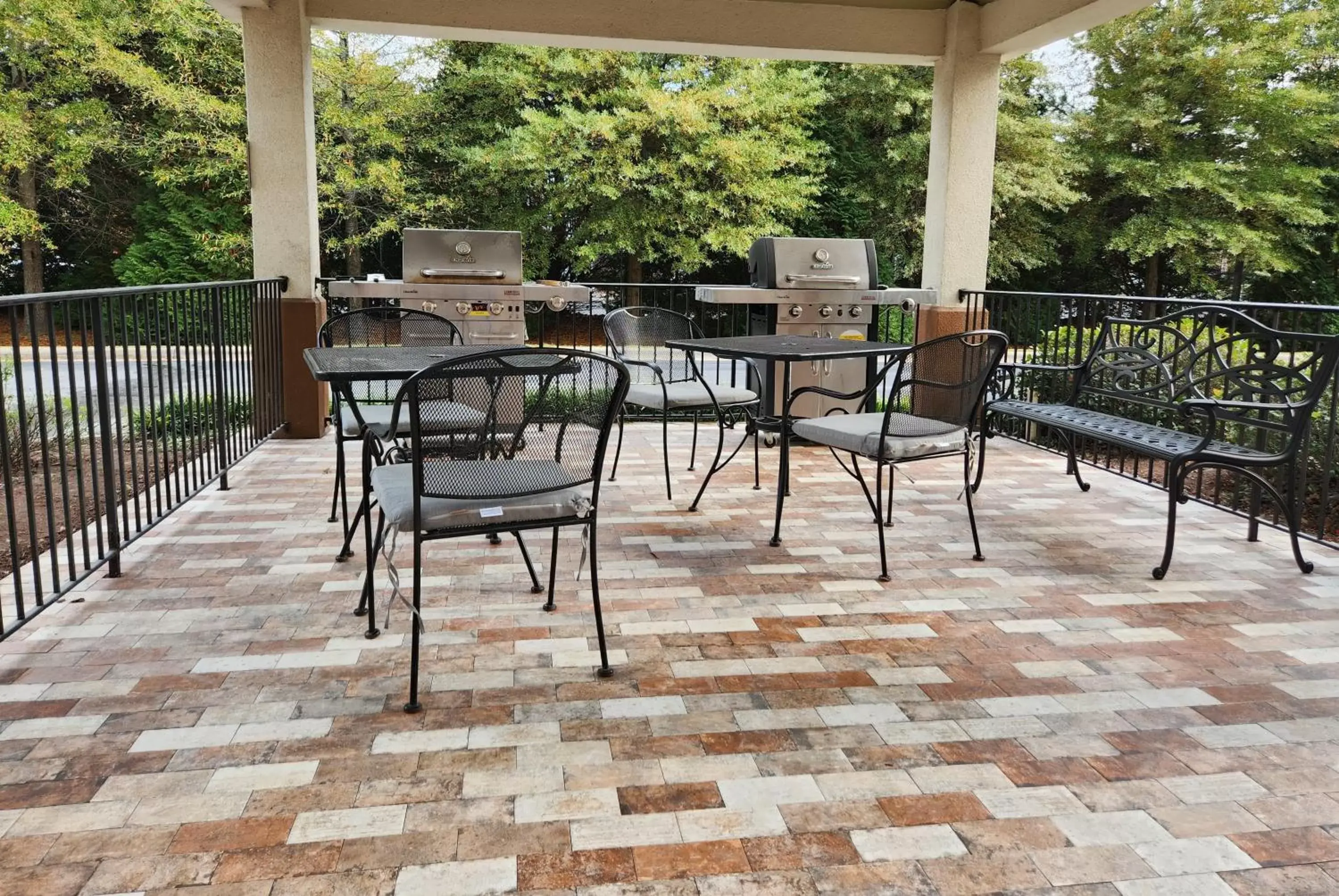 Patio in Candlewood Suites Greenville NC, an IHG Hotel