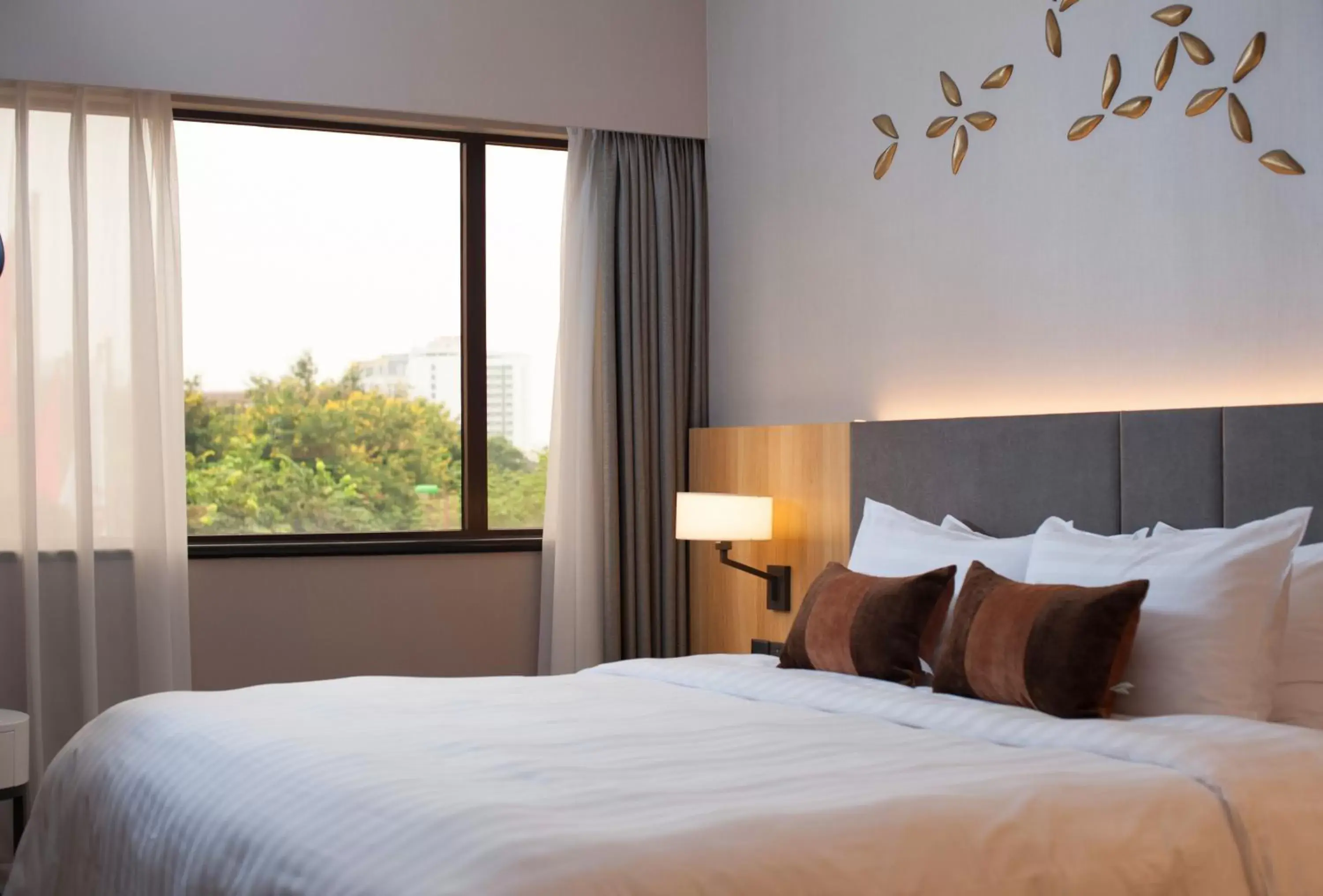 Bedroom, Bed in Hanoi Hotel