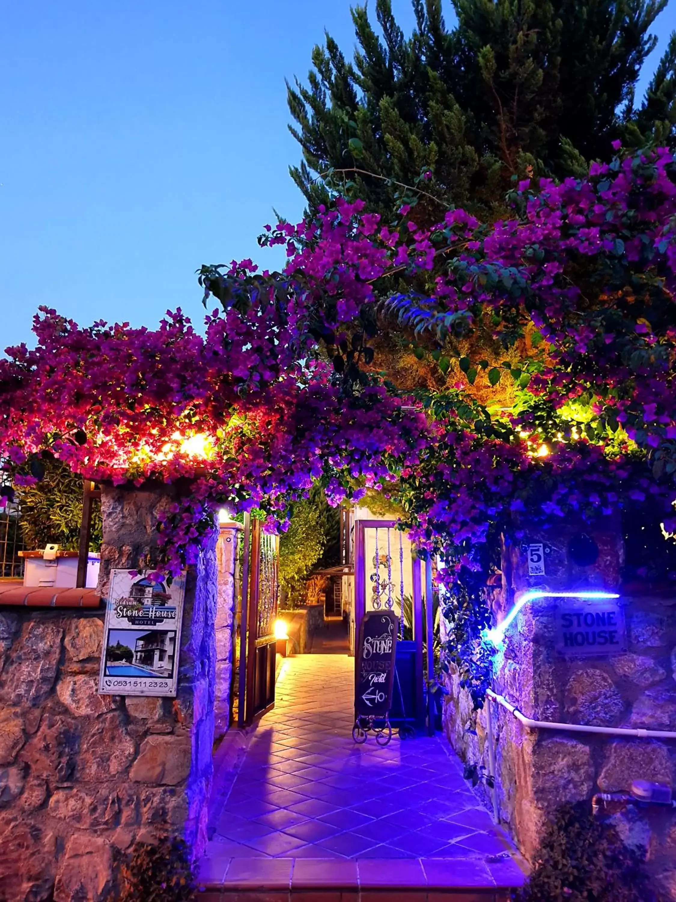 Facade/entrance in Stone House Hotel Facade/entrance in Stone House Hotel