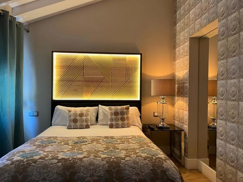 Bed in Hotel Royal Suite Santander