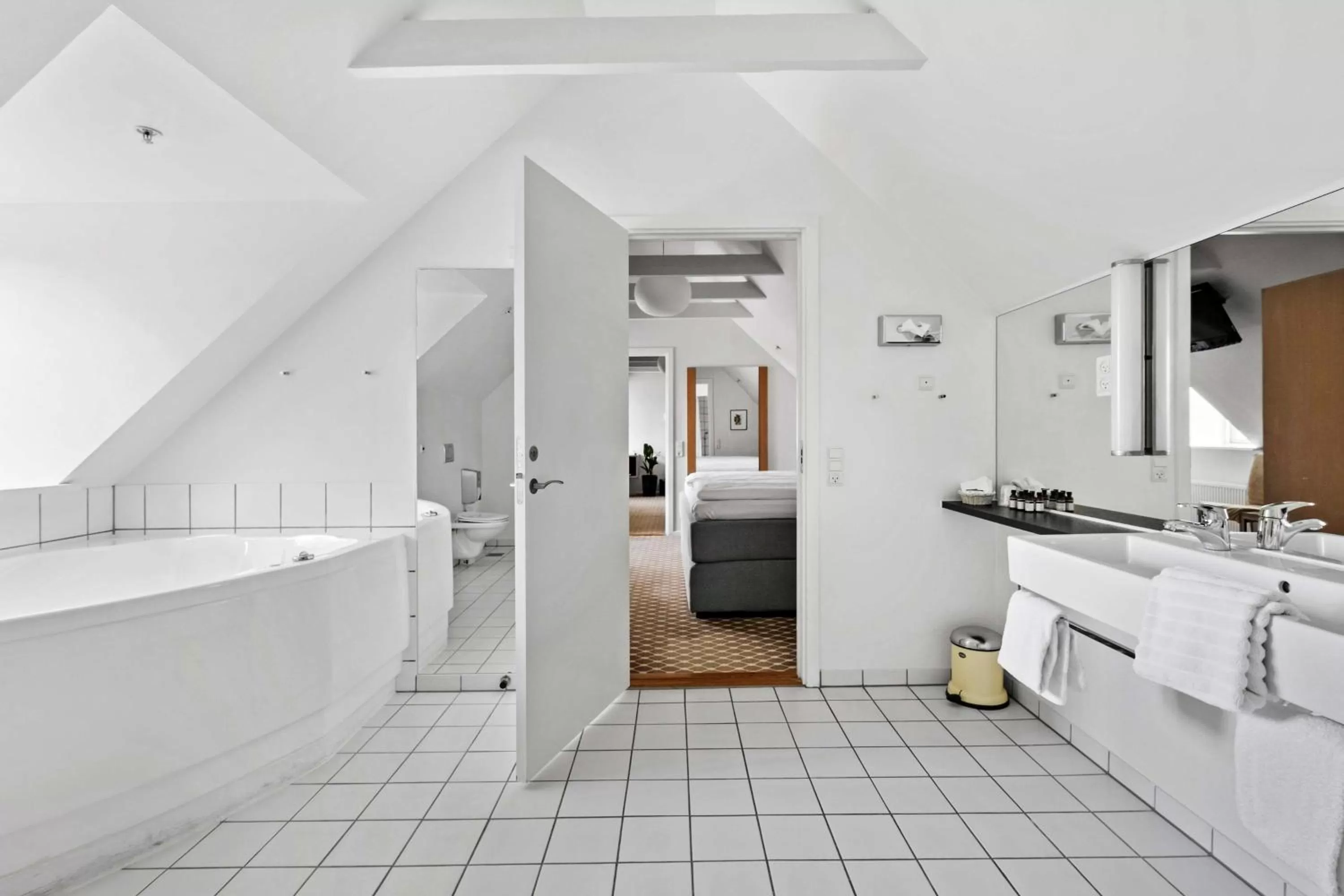 Photo of the whole room in Best Western ToRVEhallerne