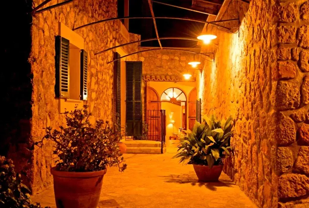 Facade/entrance in Hotel Sa Vall