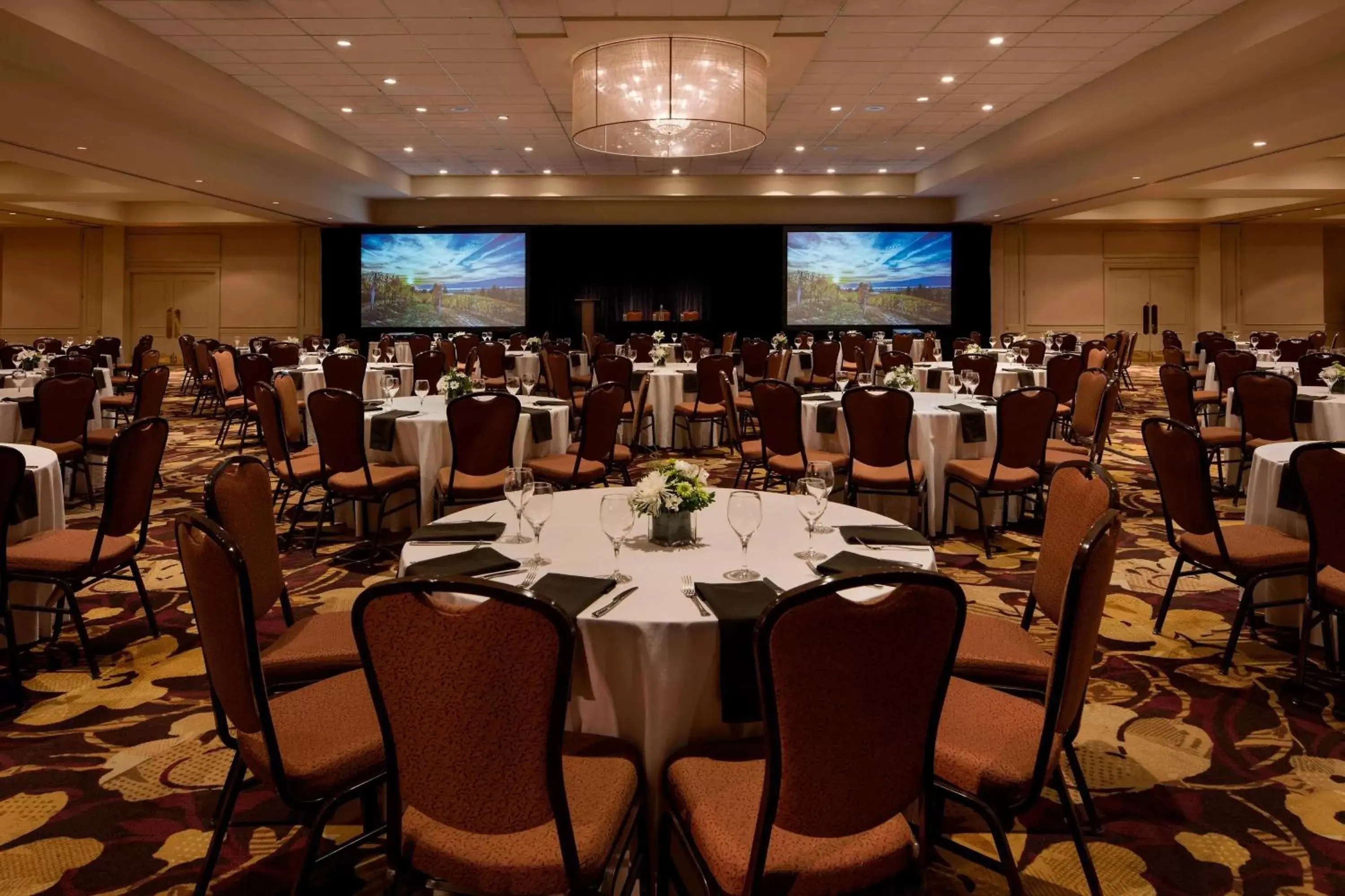 Meeting/conference room, Banquet Facilities in Delta Hotels by Marriott Grand Okanagan Resort