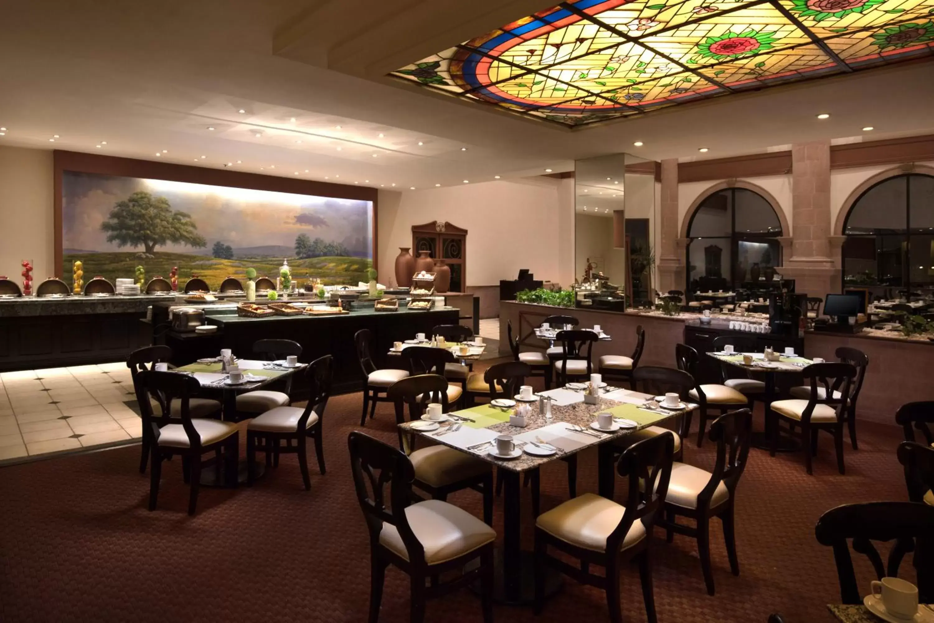 Restaurant/places to eat in Krystal Monterrey Restaurant/places to eat in Krystal Monterrey