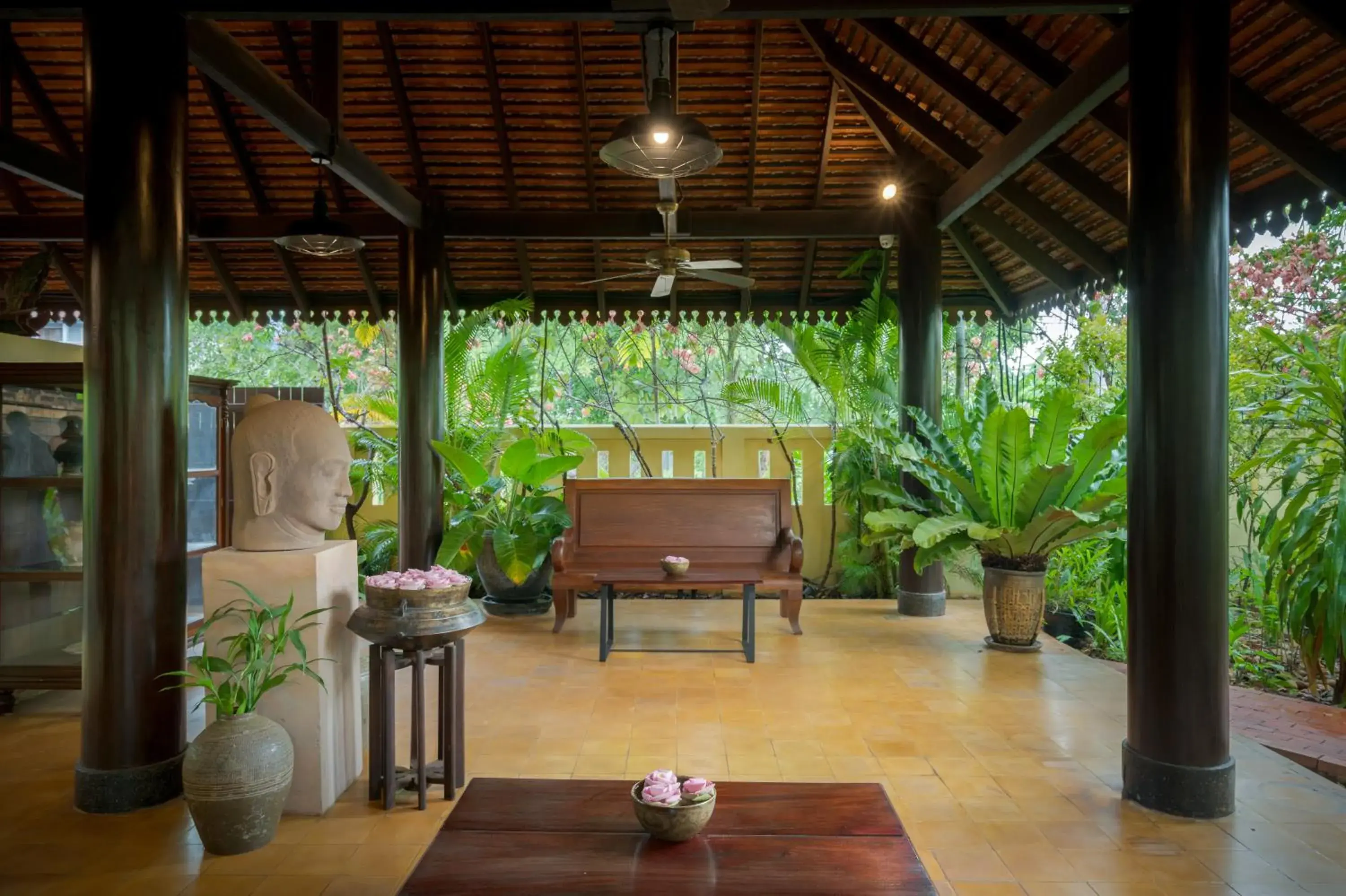 Lobby or reception in Pandora Suite D'Angkor Lobby or reception in Pandora Suite D'Angkor